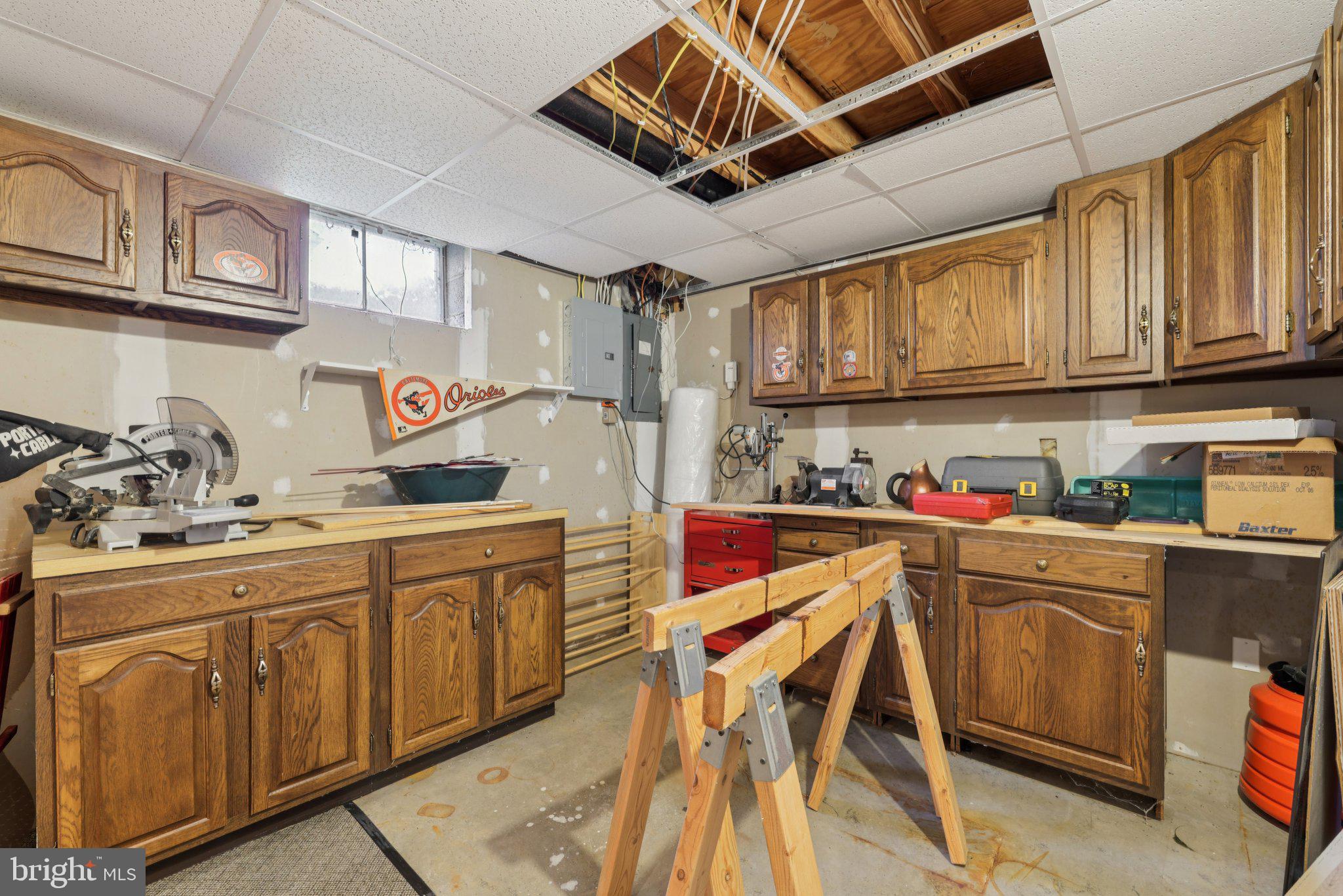 ROYAL EXCHANGE - Residential