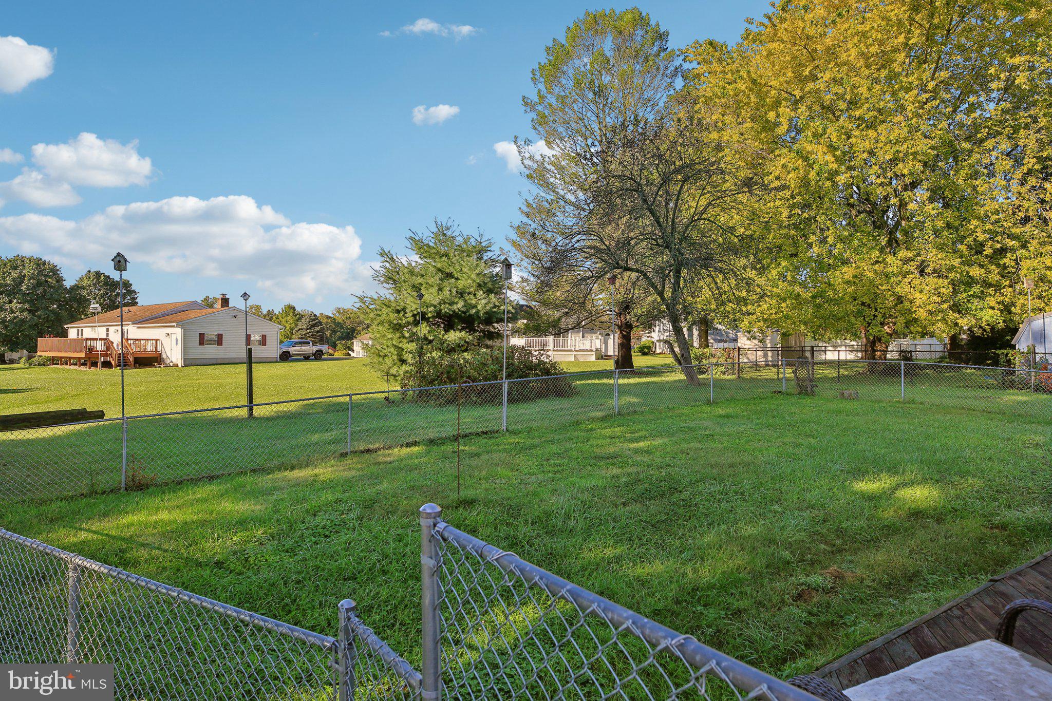 ROYAL EXCHANGE - Residential
