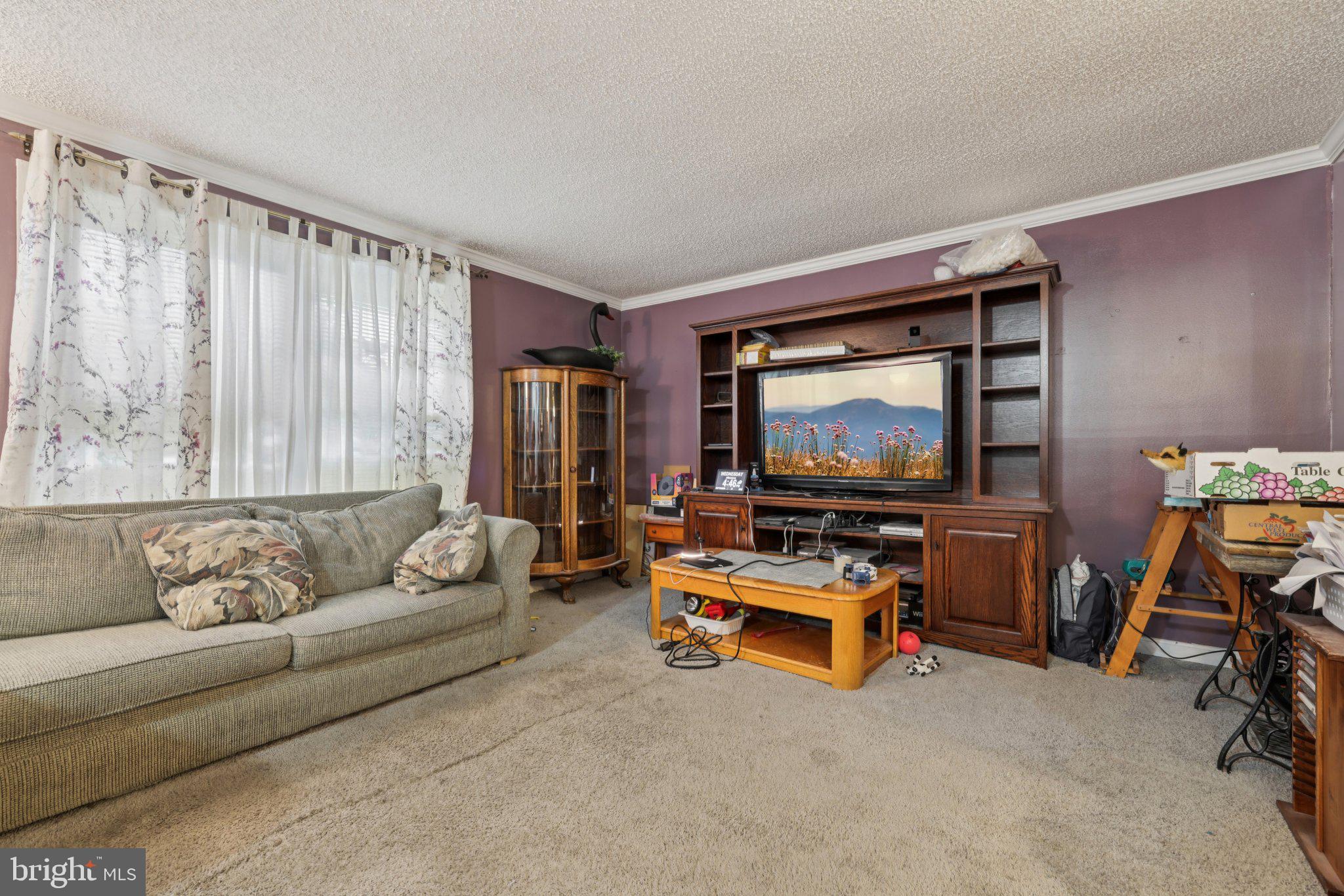 735 MARIAN DRIVE