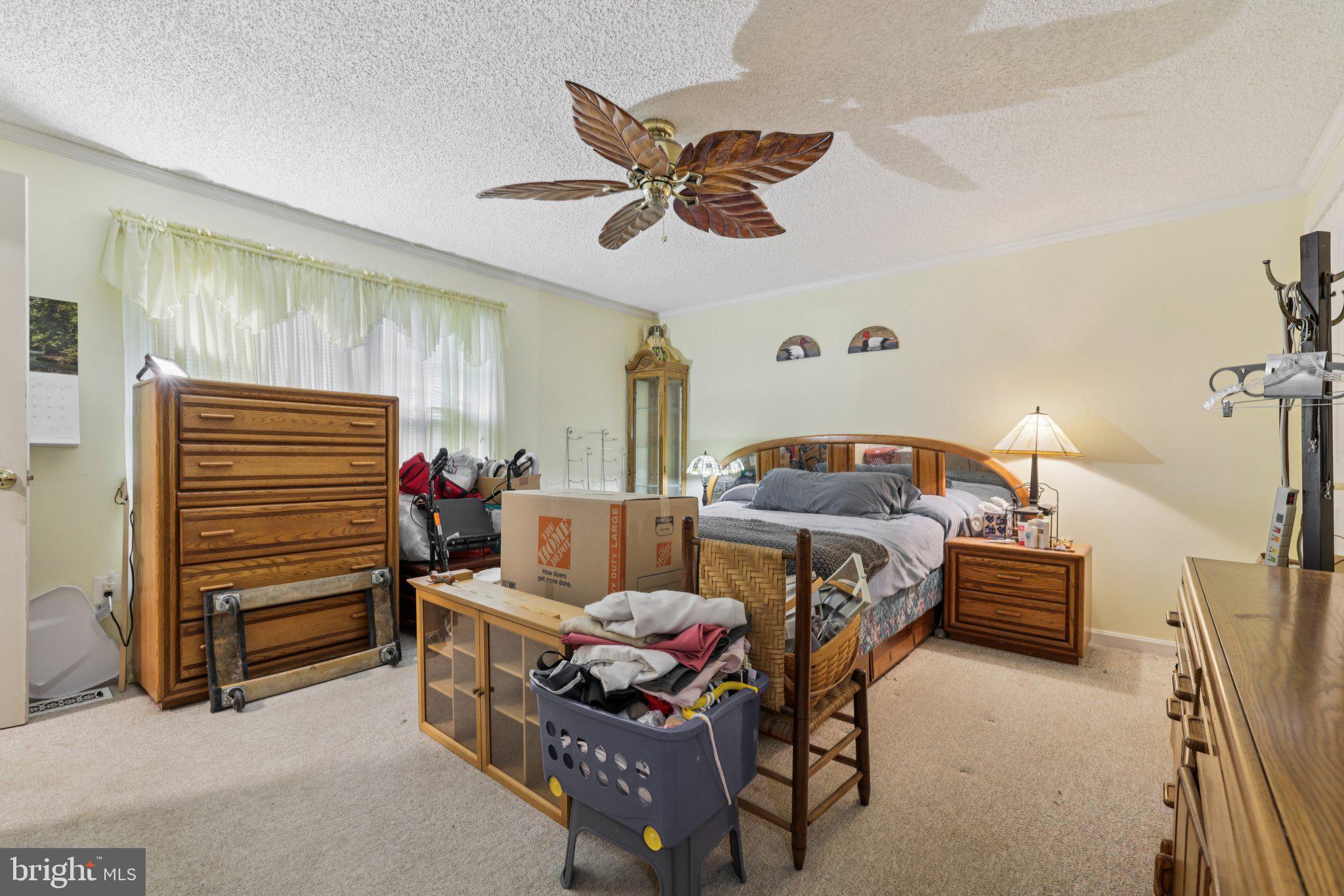 ROYAL EXCHANGE - Residential