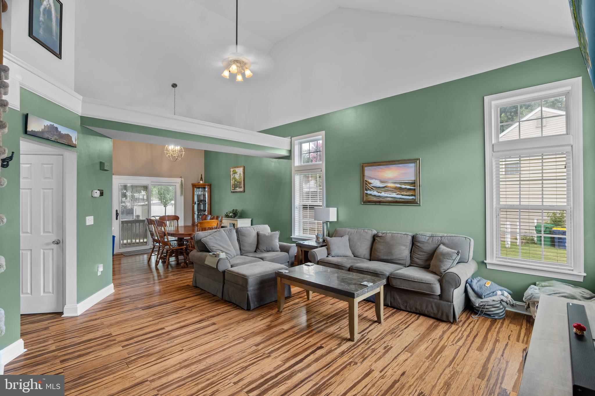 369 CARLISLE DRIVE