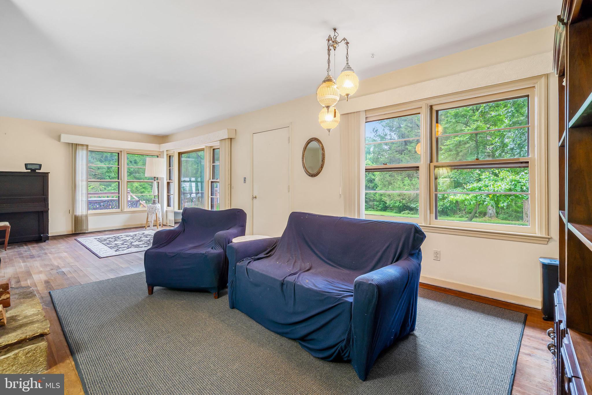 SWAN MEADOWS - Residential