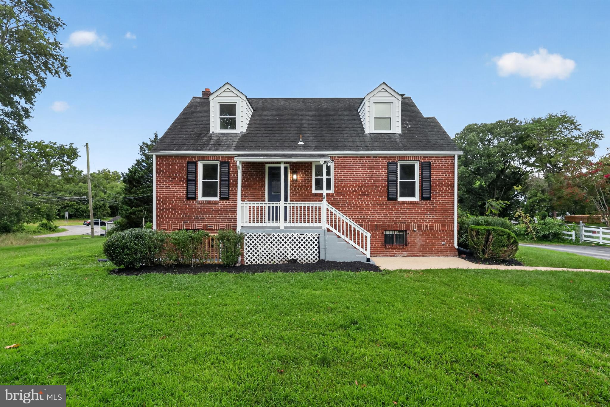 10904 LIVINGSTON ROAD