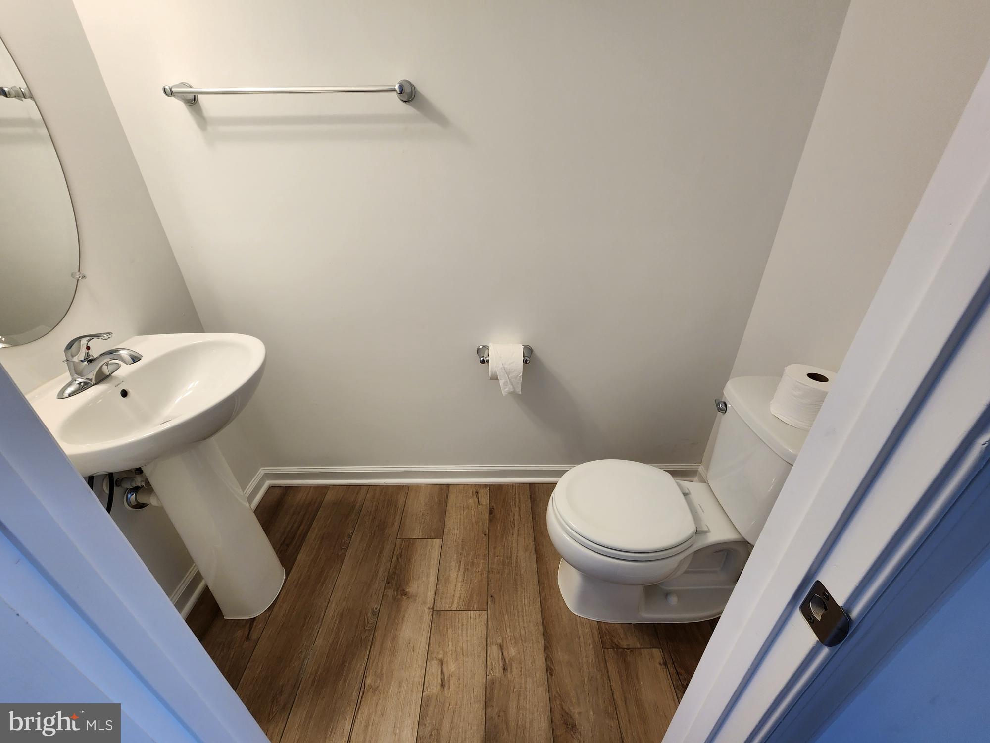 MARTINSBURG STATION - Residential Lease