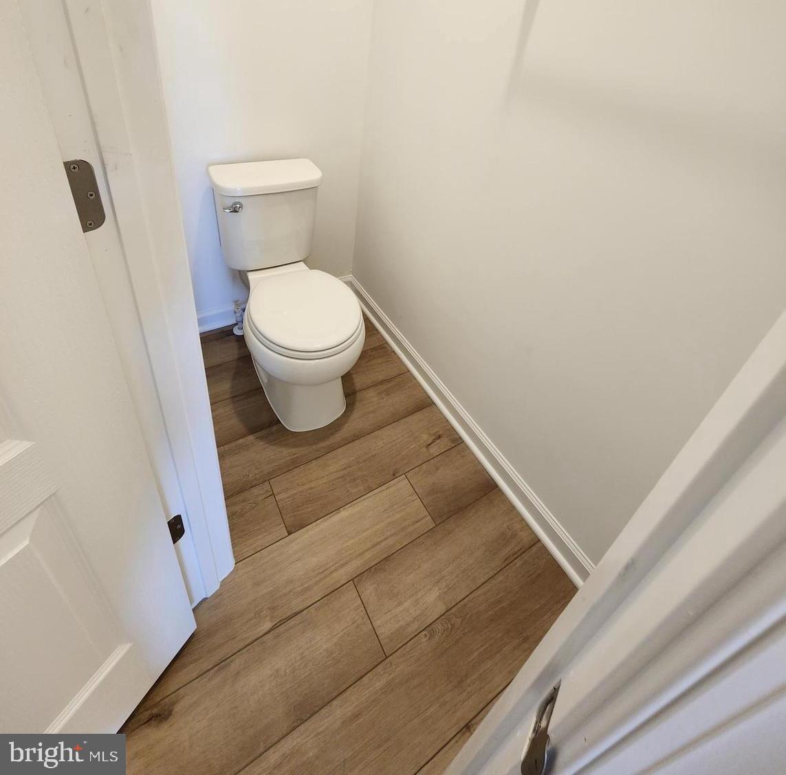 MARTINSBURG STATION - Residential Lease