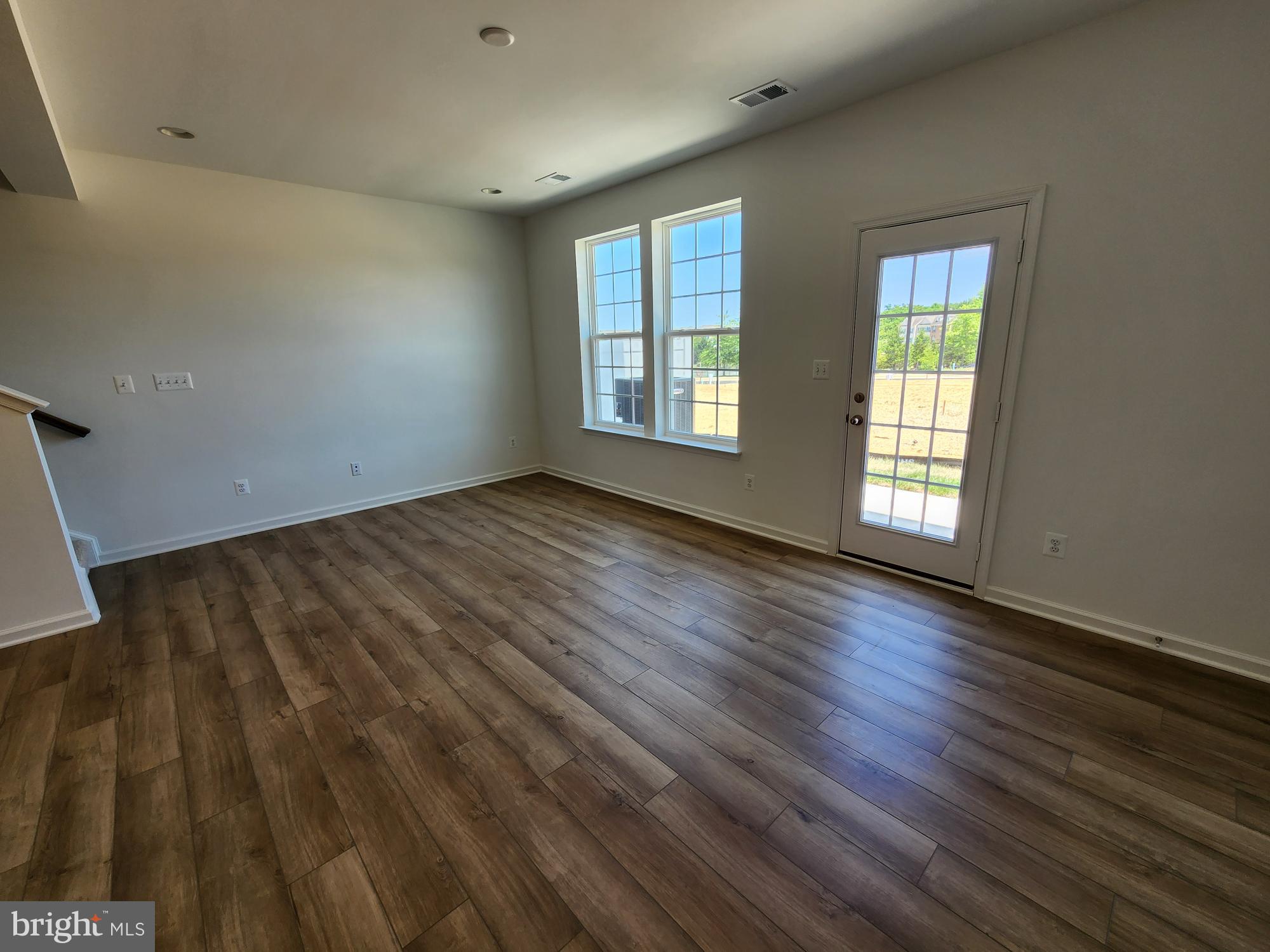 MARTINSBURG STATION - Residential Lease