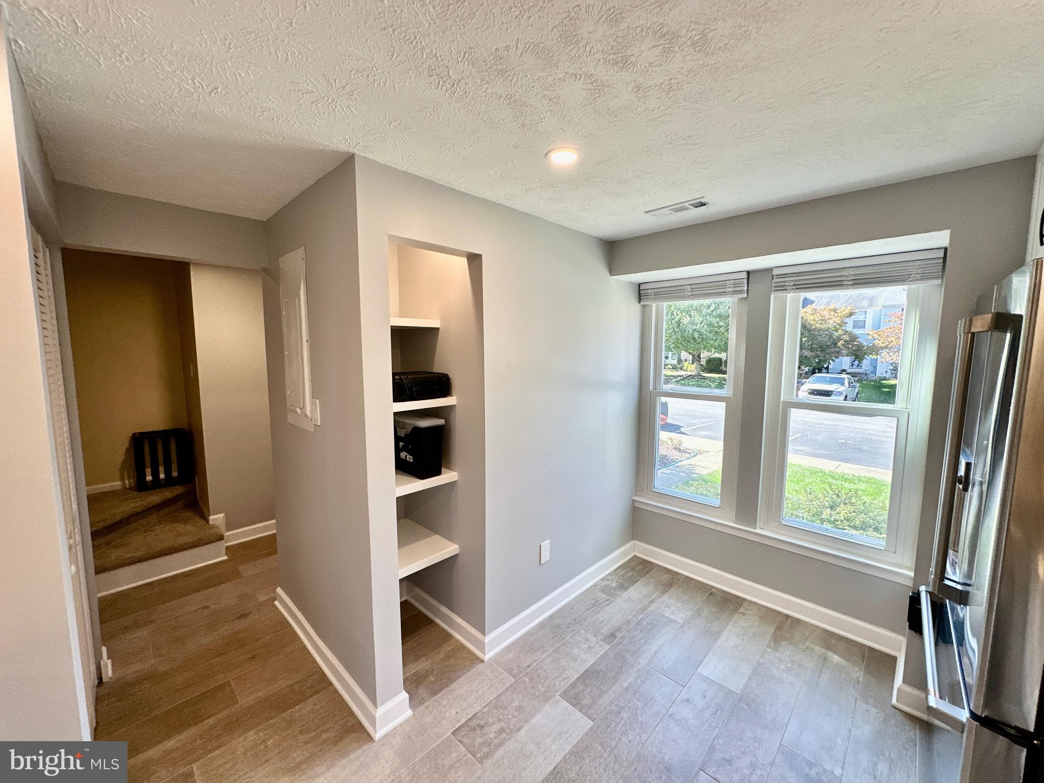 ULMSTEAD GARDENS - Residential