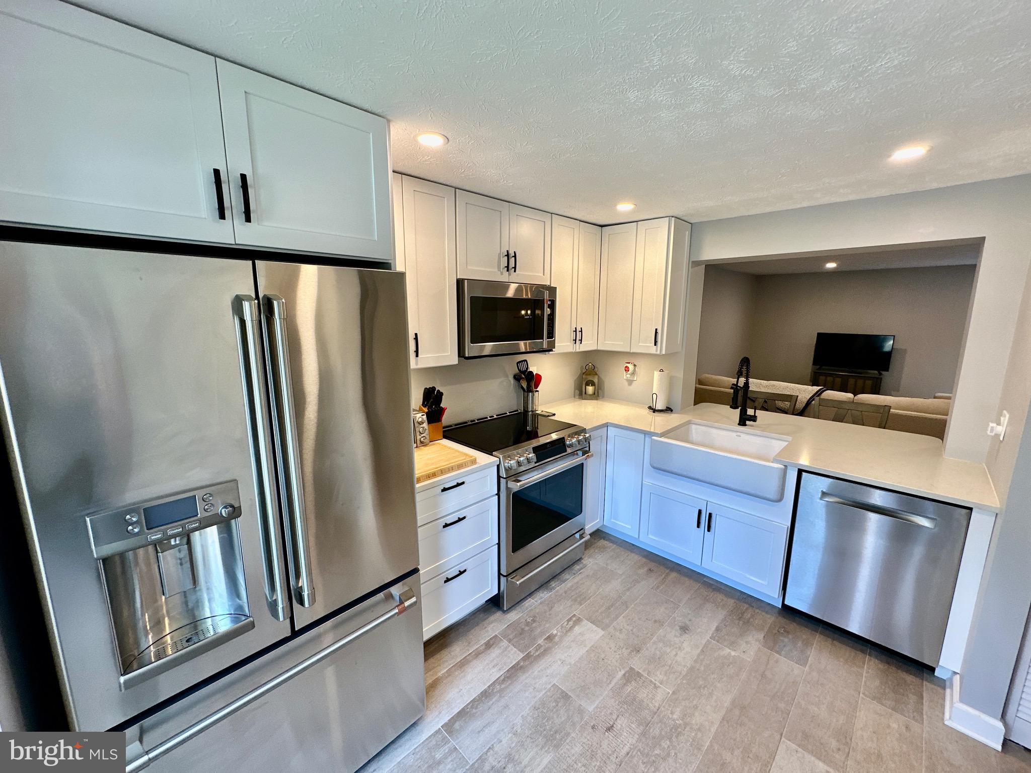 ULMSTEAD GARDENS - Residential