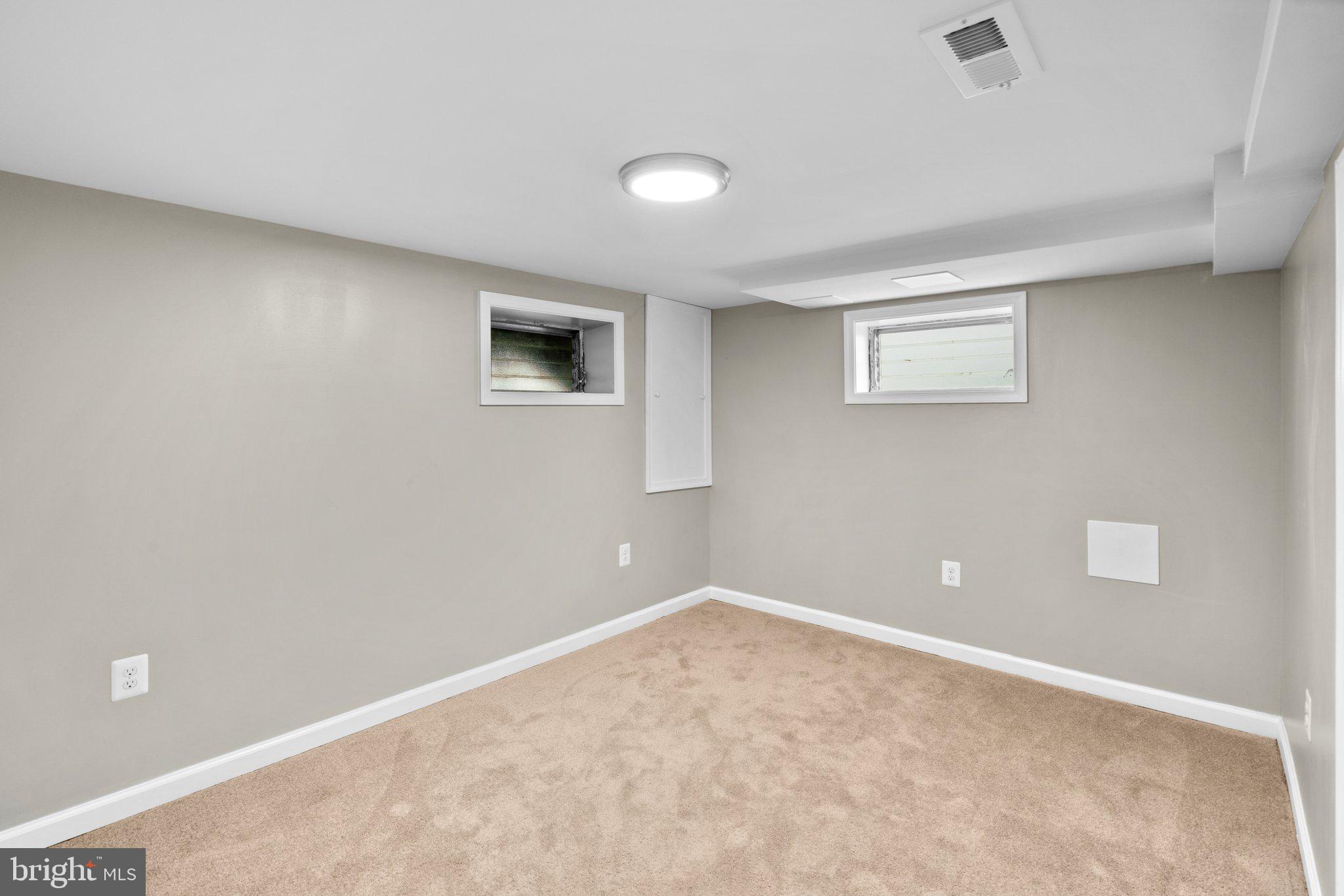 ROLAND TERRACE - Residential