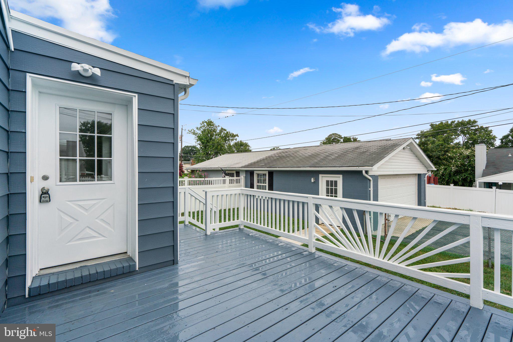 ROLAND TERRACE - Residential