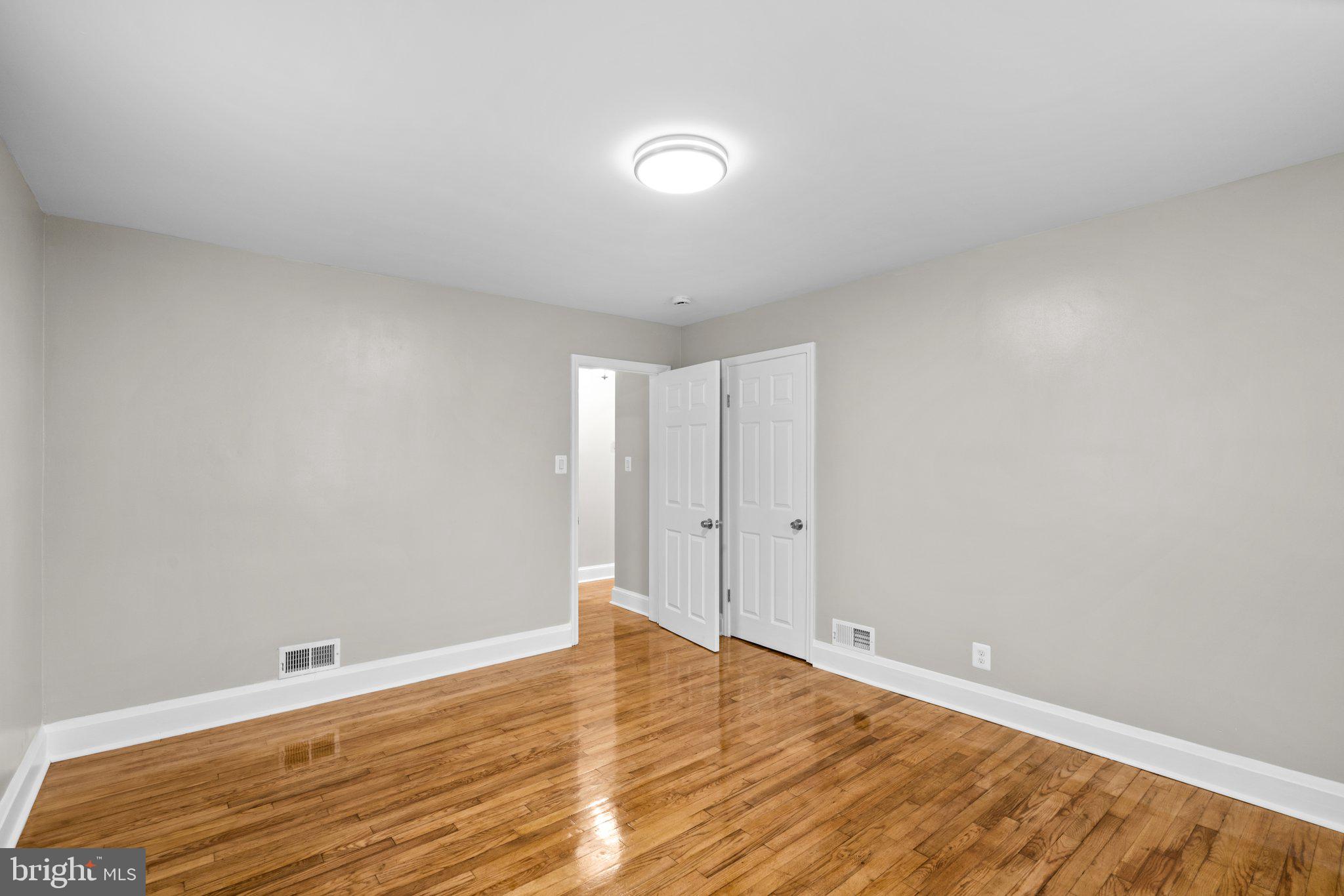 ROLAND TERRACE - Residential