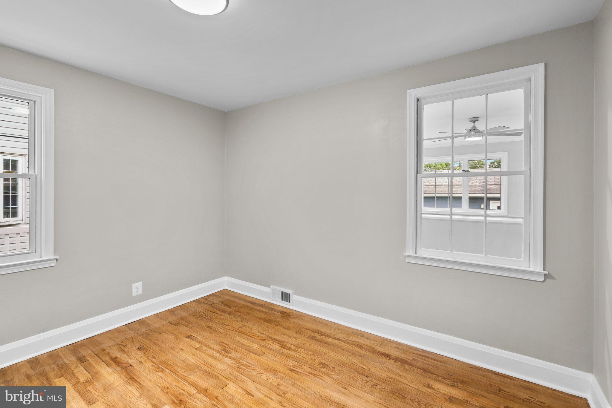 ROLAND TERRACE - Residential