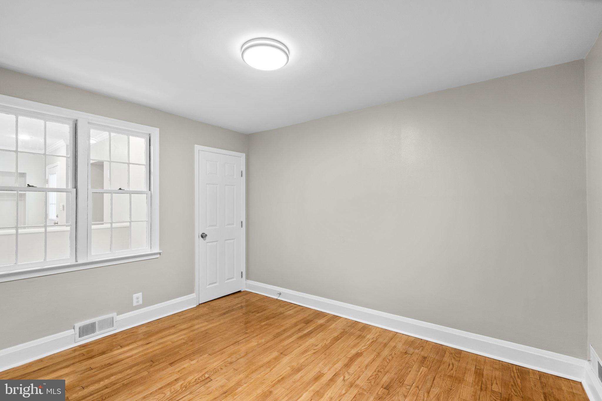 ROLAND TERRACE - Residential