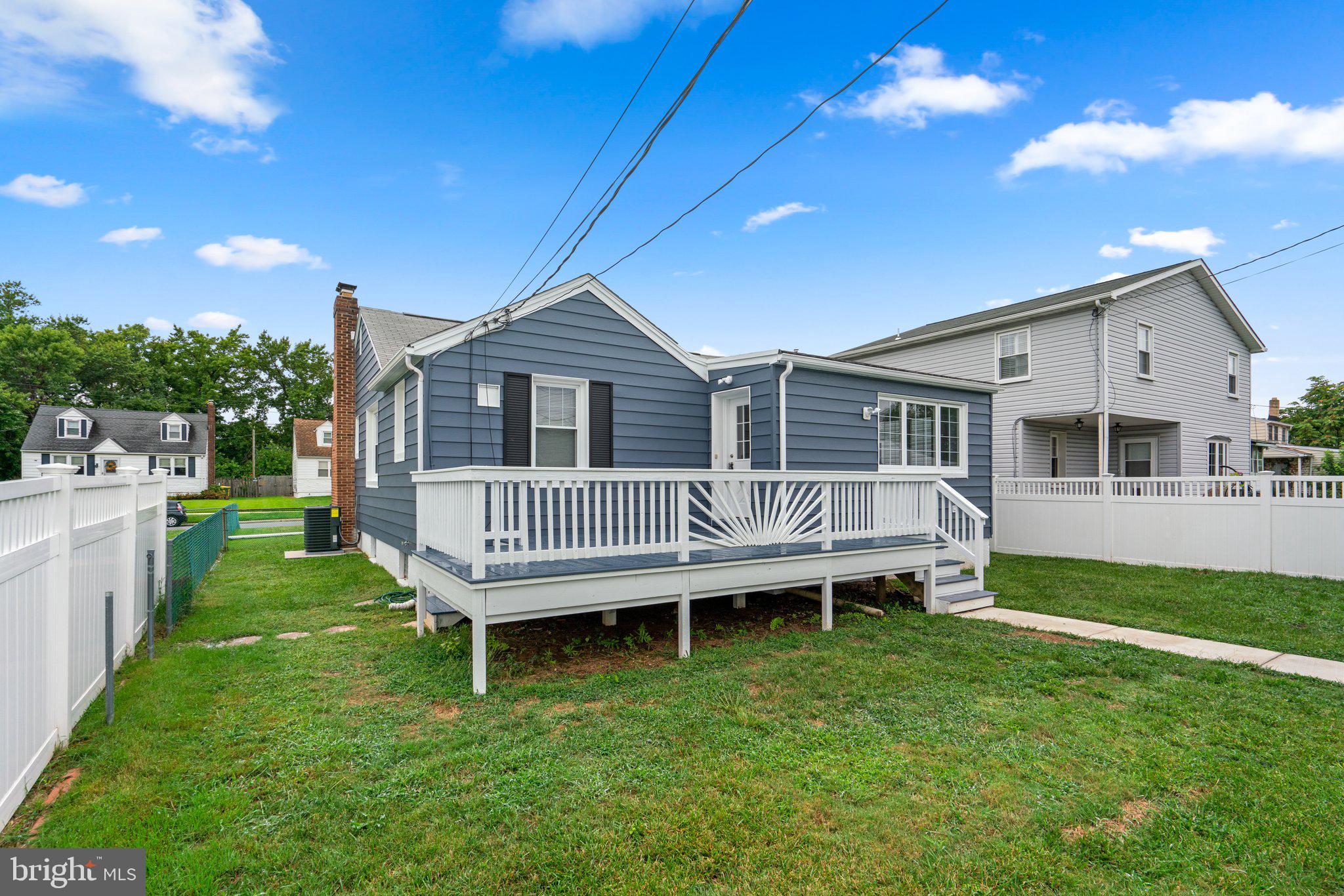 ROLAND TERRACE - Residential