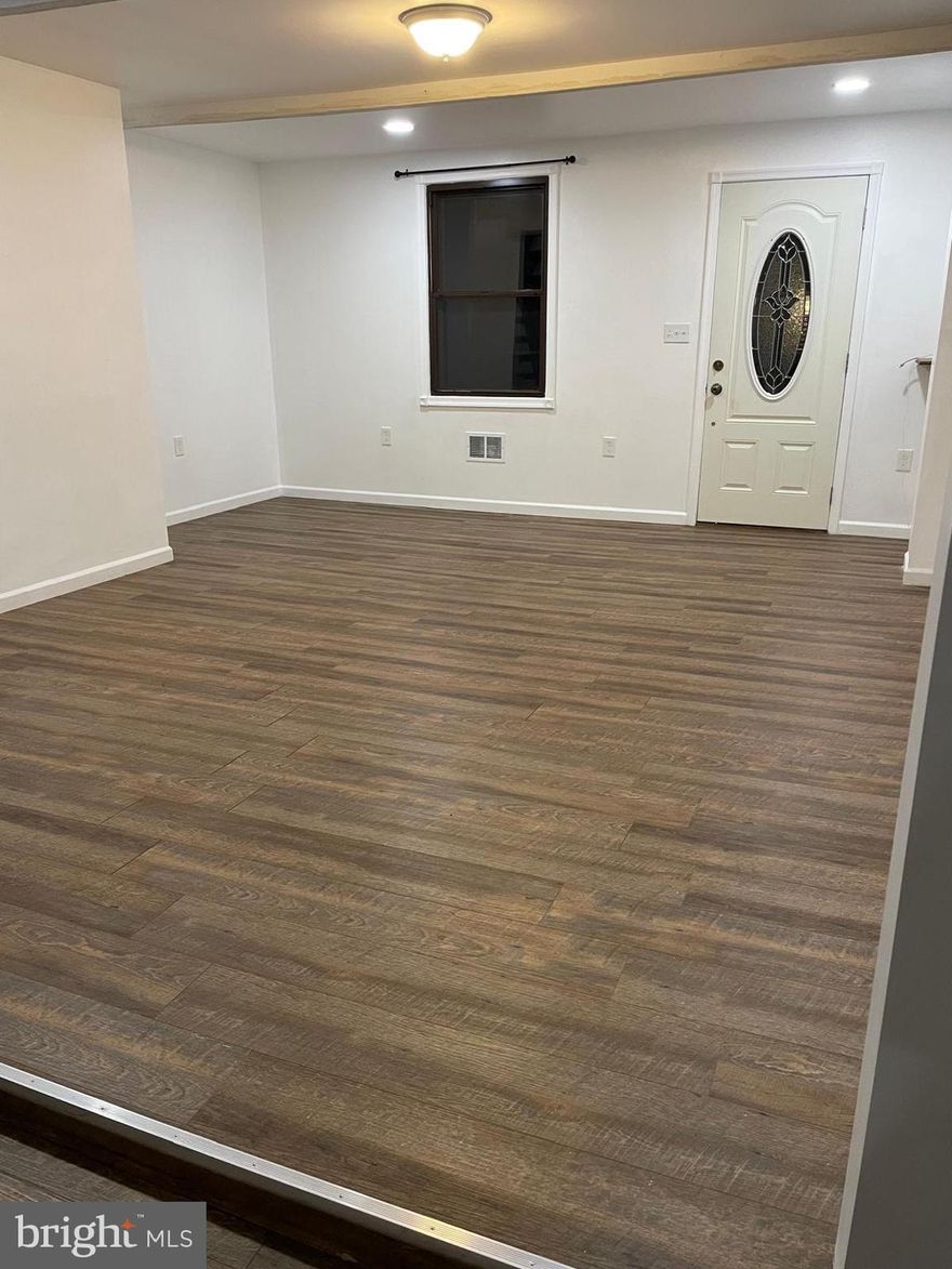 Ready to move in!  2-1/2-story twin home with 2 bedrooms and 2 bathrooms with loft area.  It features an updated kitchen, spacious living room, and dining room, and a full basement. Extra side lot!!! Lots of ground with this rental.  On a nice block.  Shed not included.