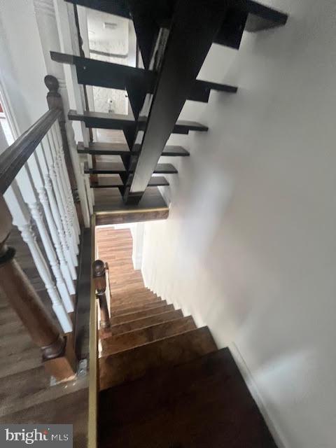 FRANKFORD - Residential Lease