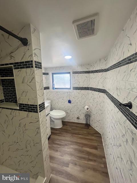 FRANKFORD - Residential Lease