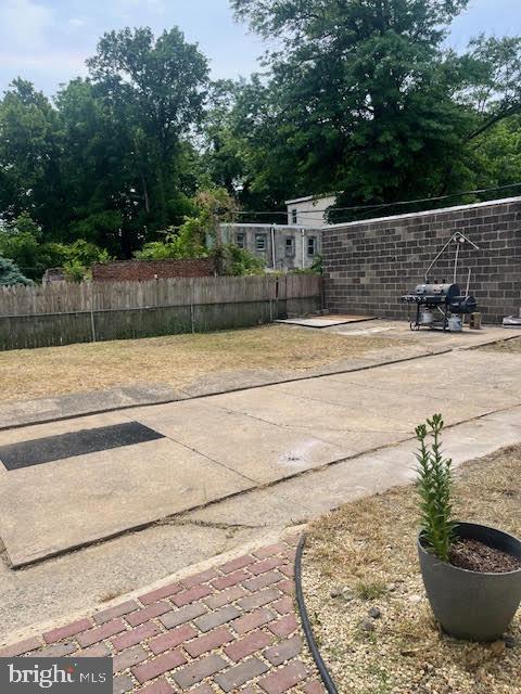 FRANKFORD - Residential Lease