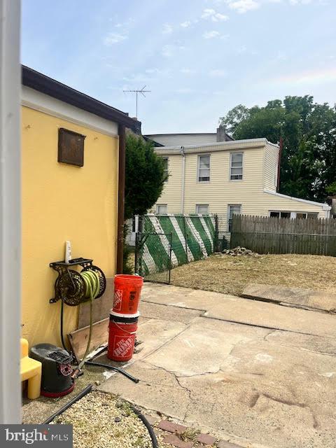 FRANKFORD - Residential Lease