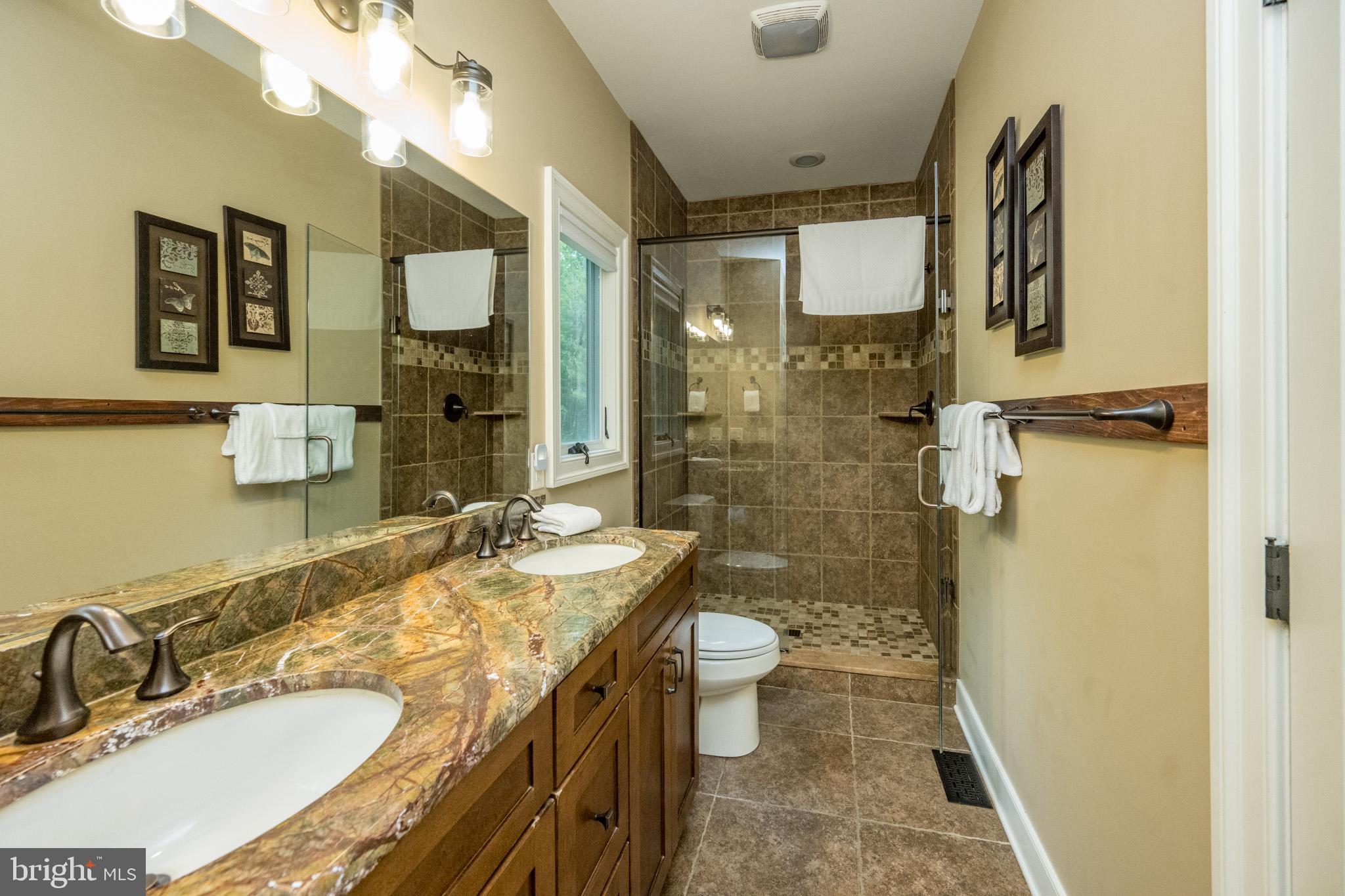 NORTHGLADE HILLS - Residential