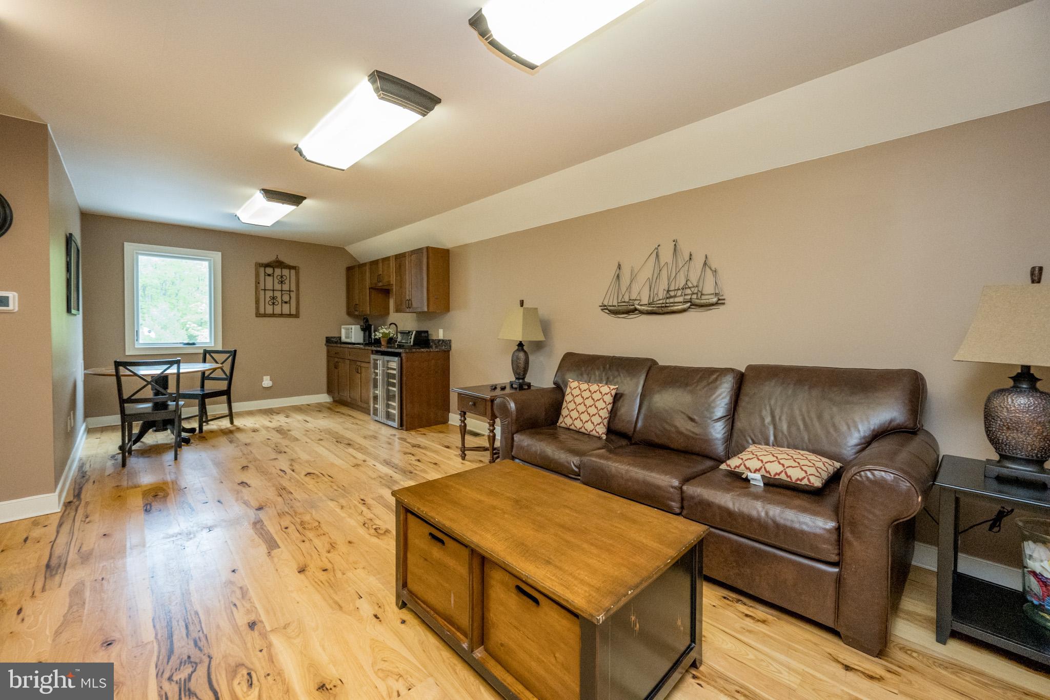 NORTHGLADE HILLS - Residential