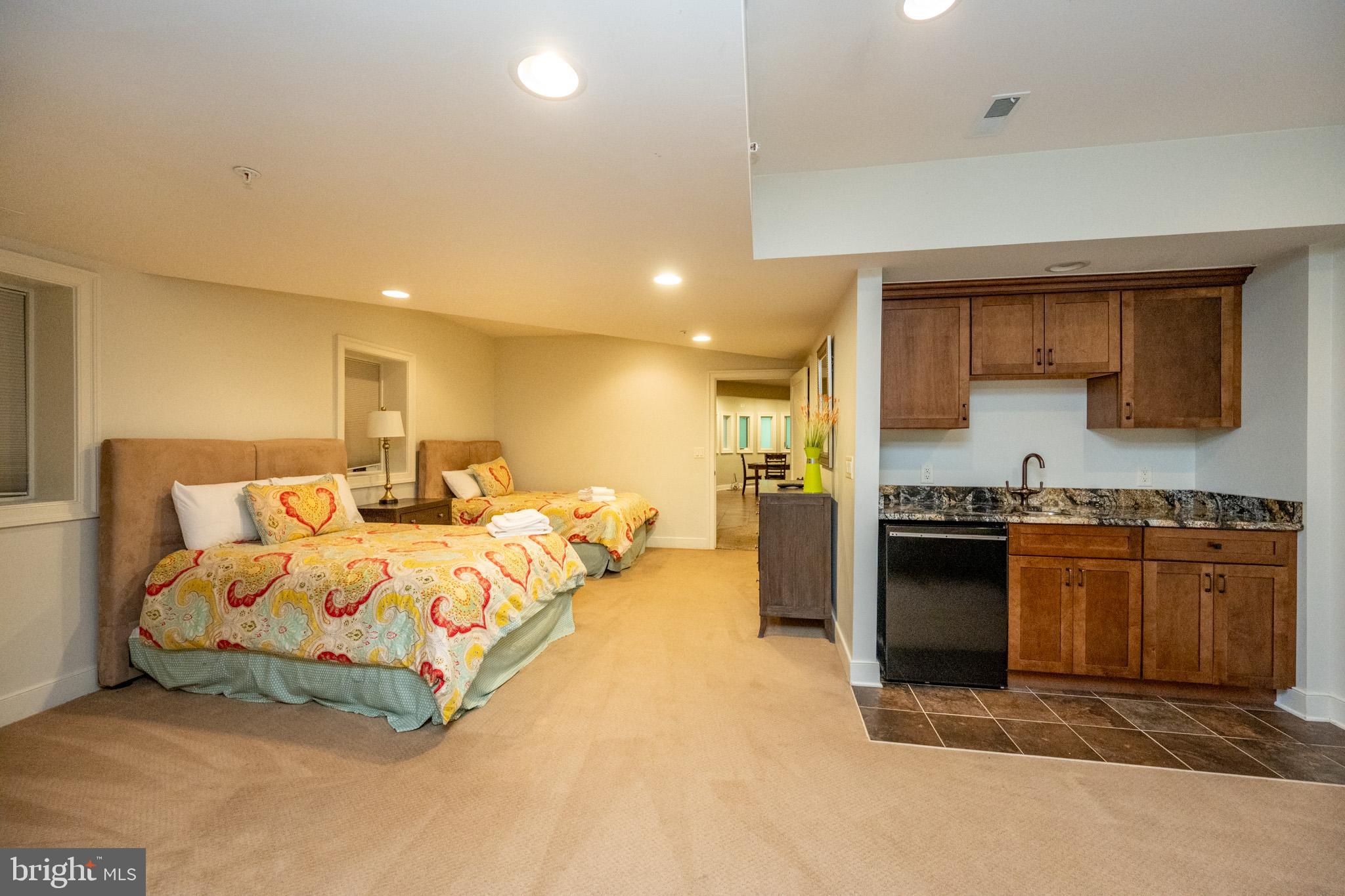 NORTHGLADE HILLS - Residential