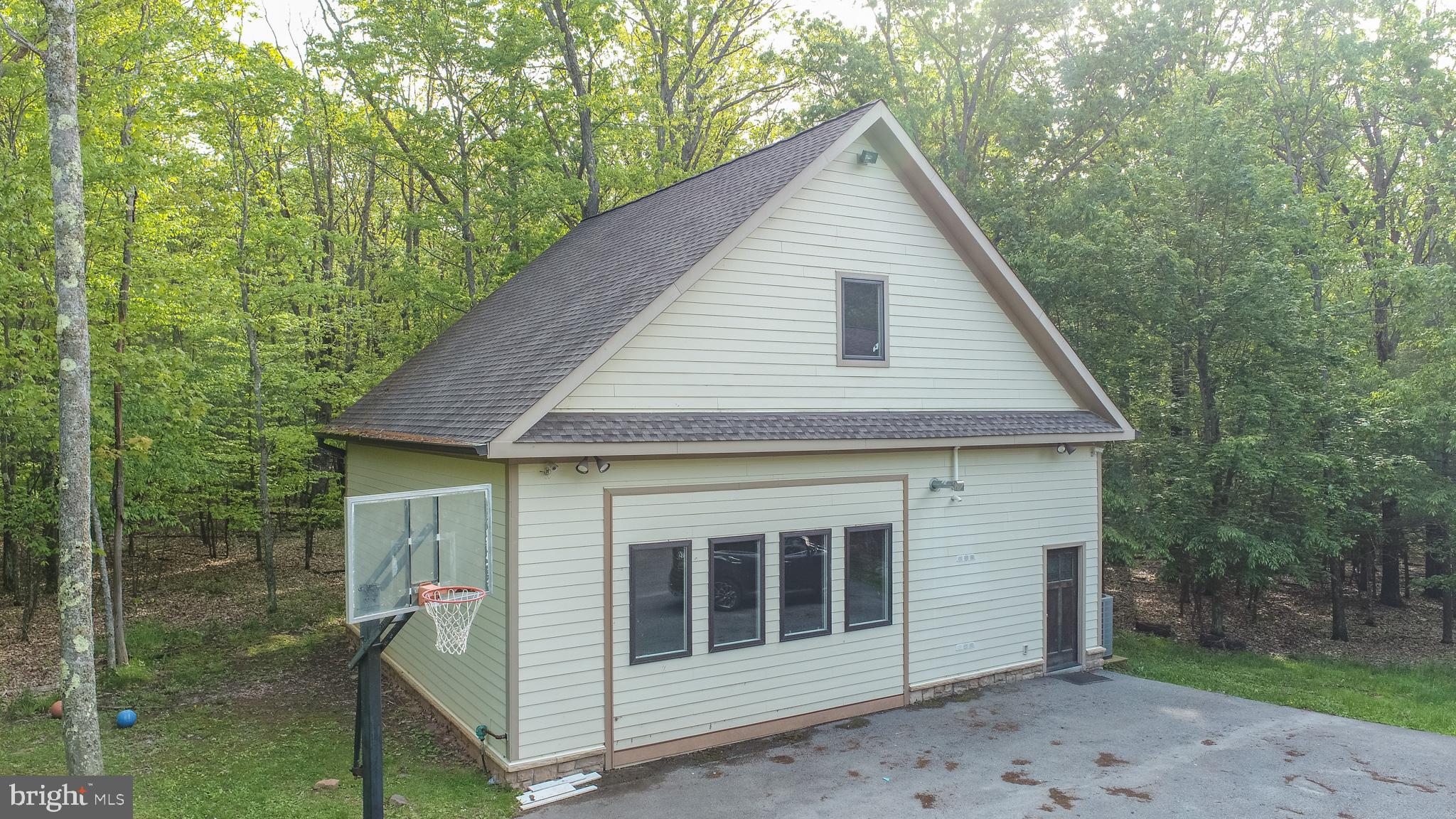 NORTHGLADE HILLS - Residential