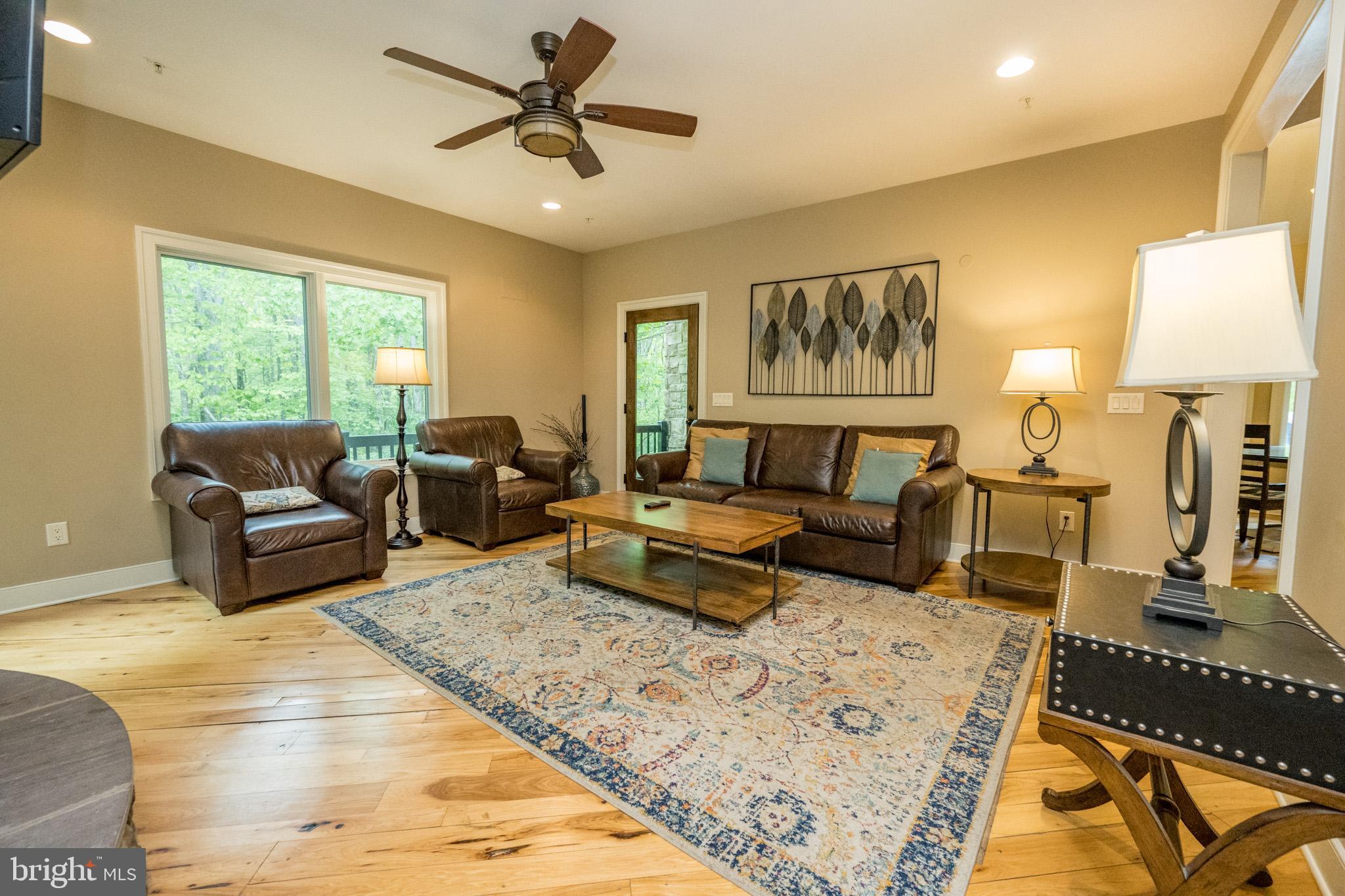 NORTHGLADE HILLS - Residential