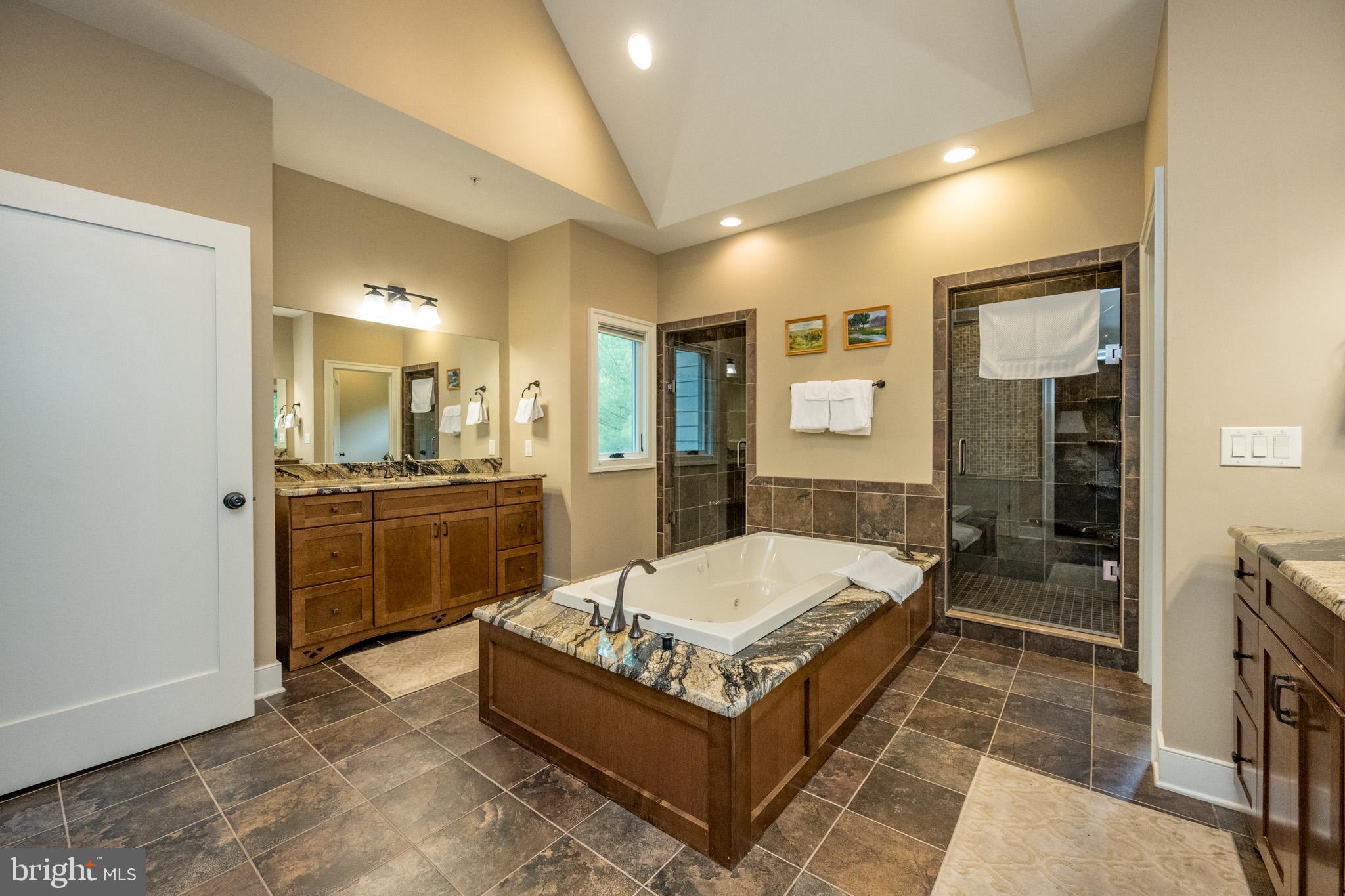 NORTHGLADE HILLS - Residential