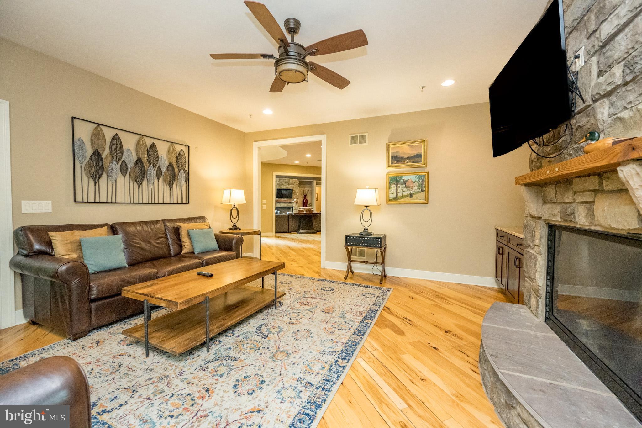 NORTHGLADE HILLS - Residential