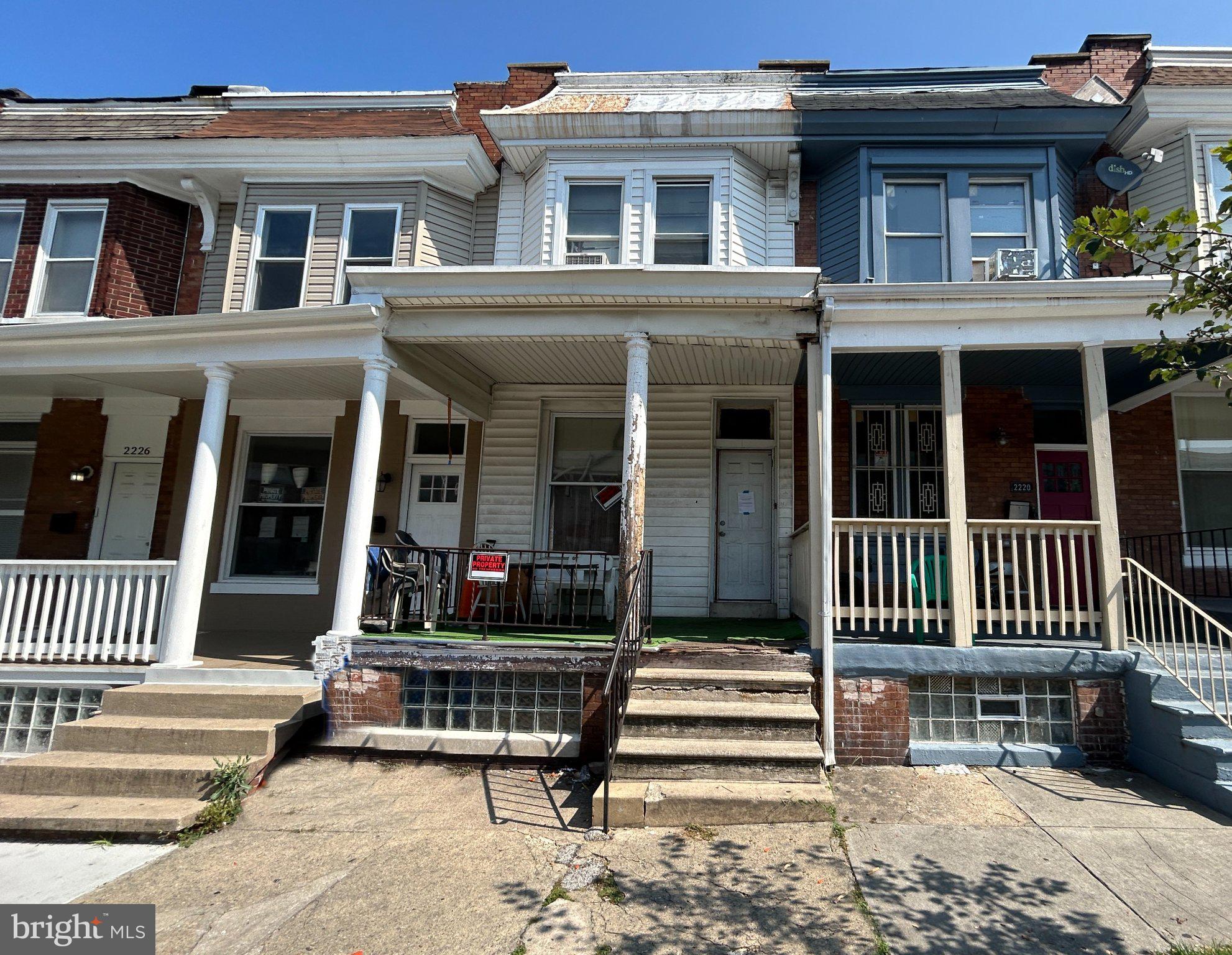 2222 W FAYETTE STREET