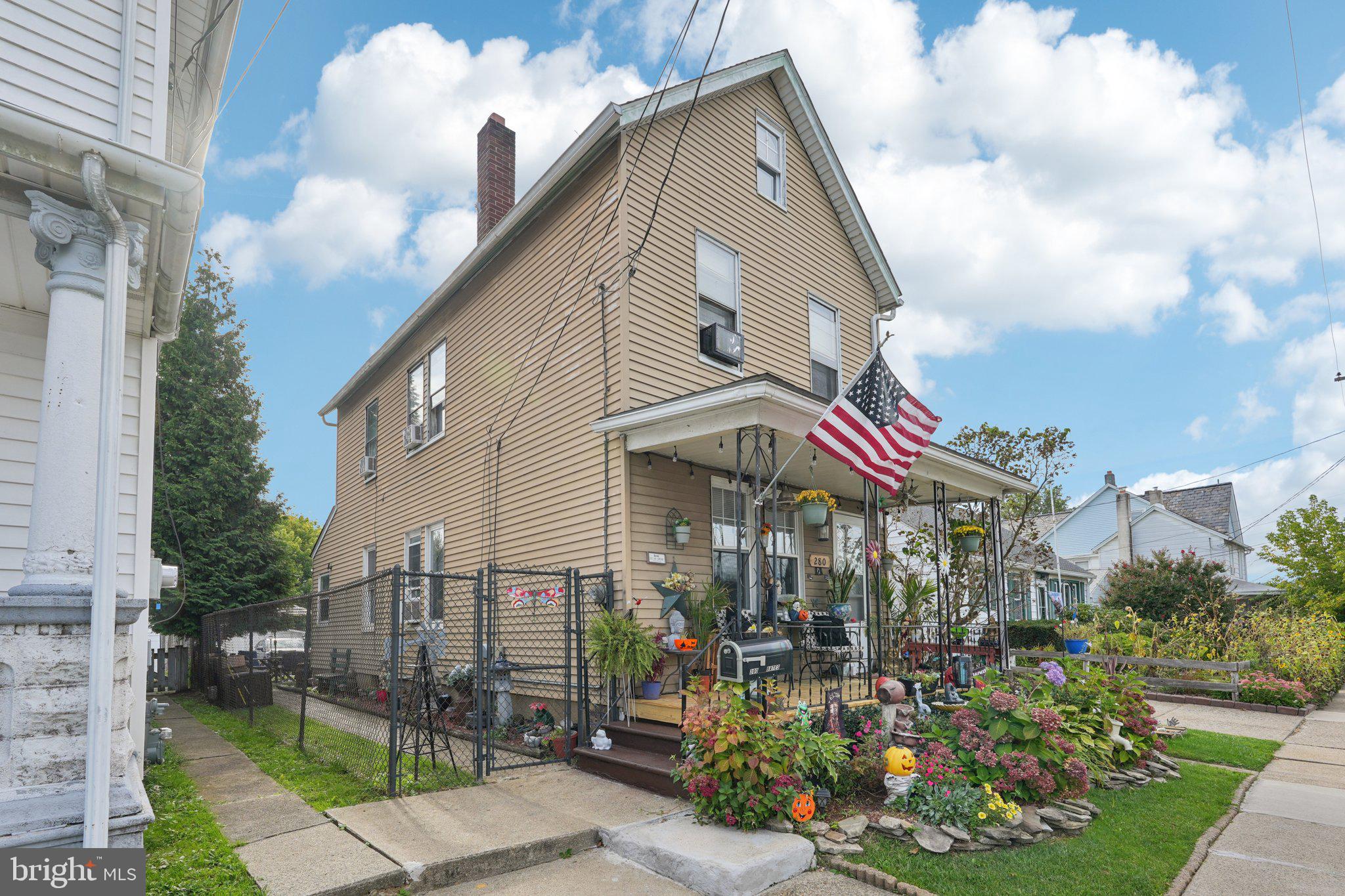 280 BATES STREET