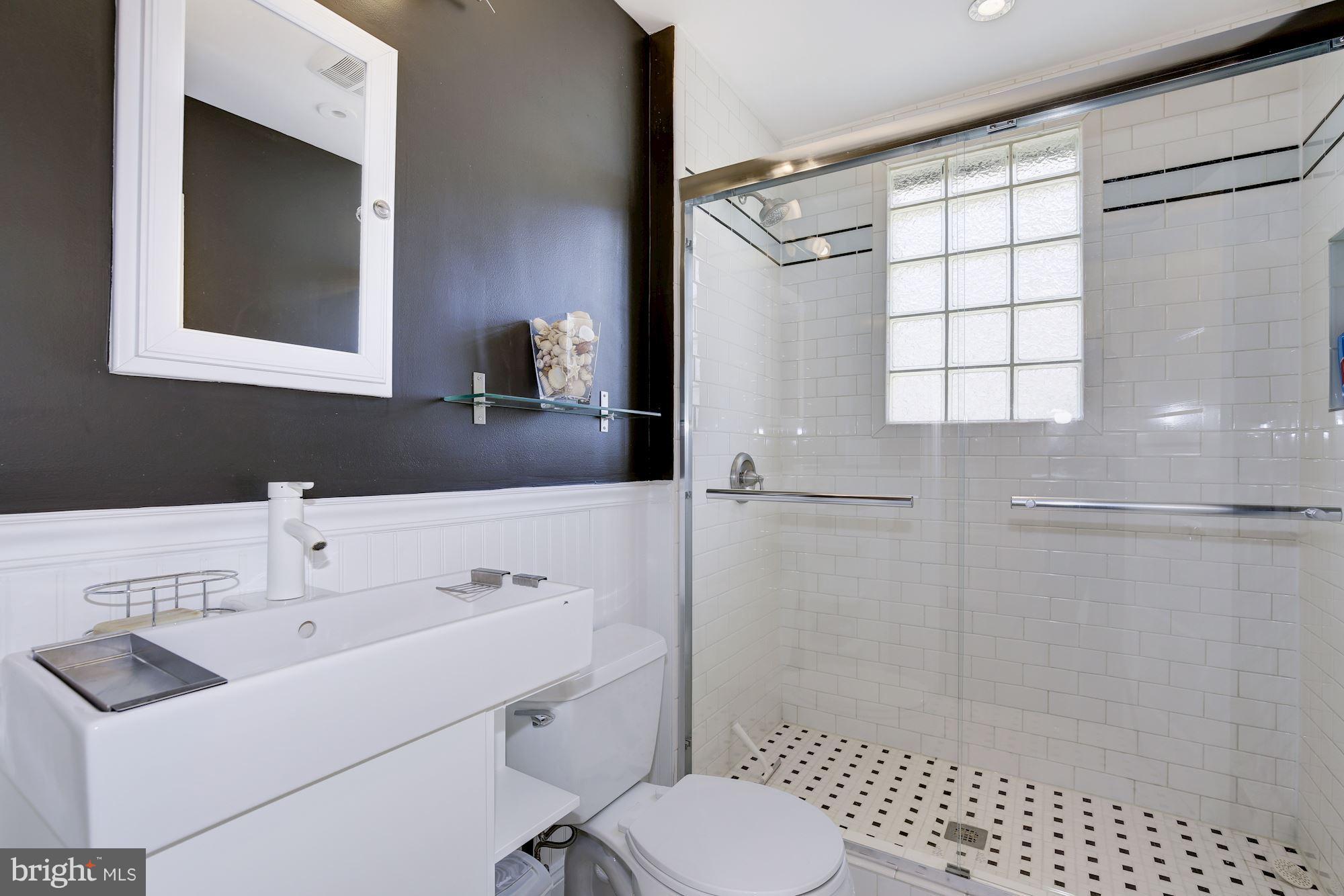 BARCROFT - Residential Lease