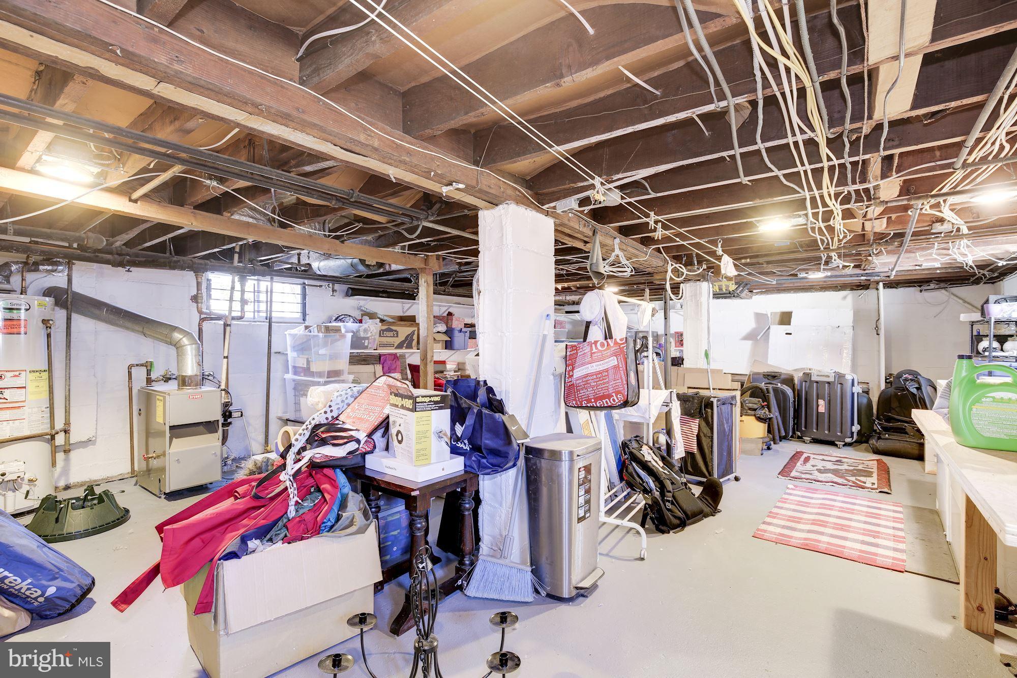 BARCROFT - Residential Lease