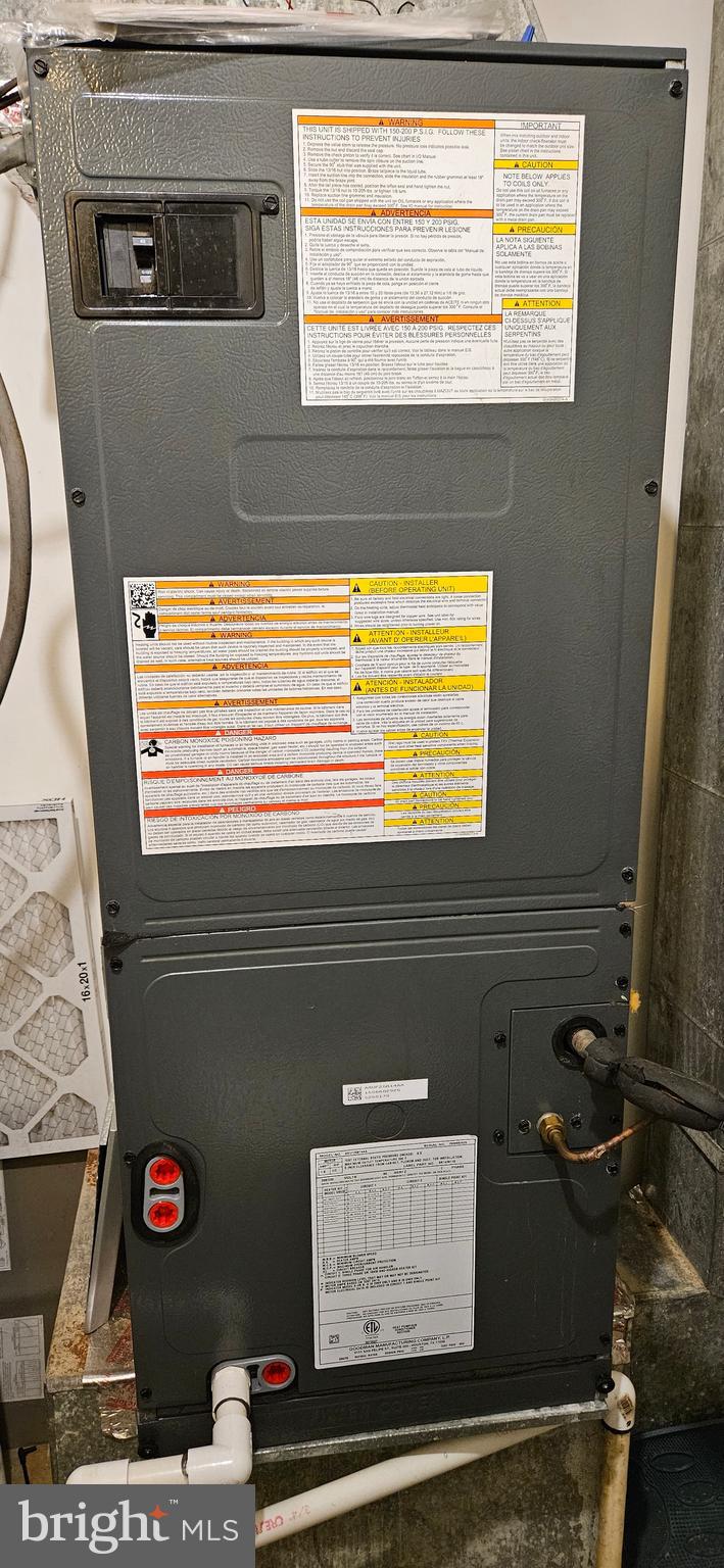 SILVER SPRING CNTRY CLUB - Residential