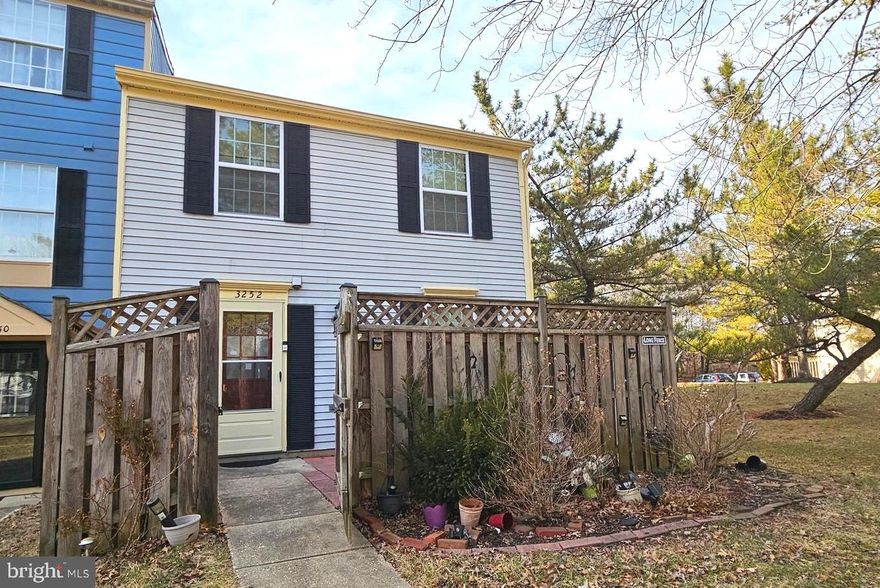 Don’t miss this fantastic opportunity to own a well-priced 2-bedroom, 1.5-bath townhouse in the highly sought-after SILVER SPRING CNTRY CLUB Community! Cozy home offers two levels of comfortable living!  Updated windows and HVAC!
Enjoy a vibrant community with top-notch amenities, including a swimming pool, walking paths, playground, and scenic common areas. Conveniently located minutes from shopping centers and major highways (I-95, MD-200, I-495, and US-29), this home offers both comfort and convenience.

Do not wait! Schedule a tour today! (To get the property, It is easier to drive through all the way after you turn to Tapestry Cir from Wexhall Dr.)
