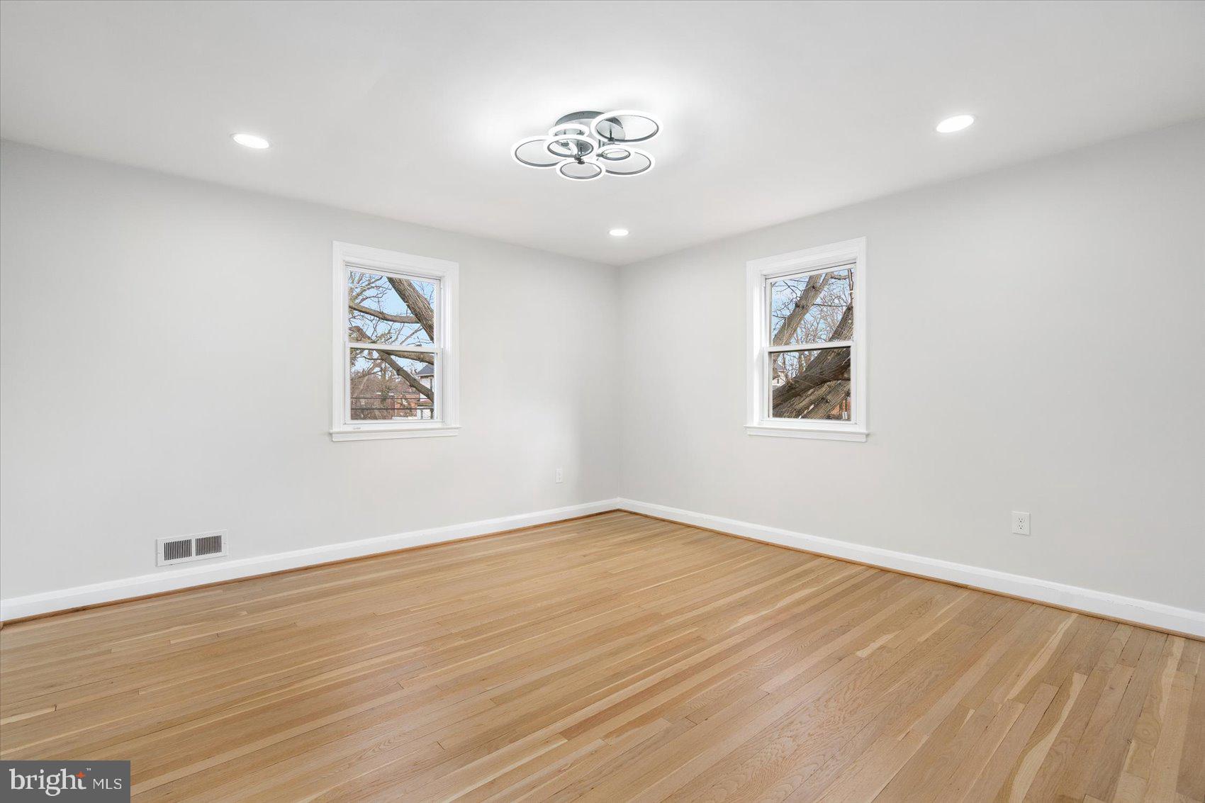 GROVE PARK - Residential