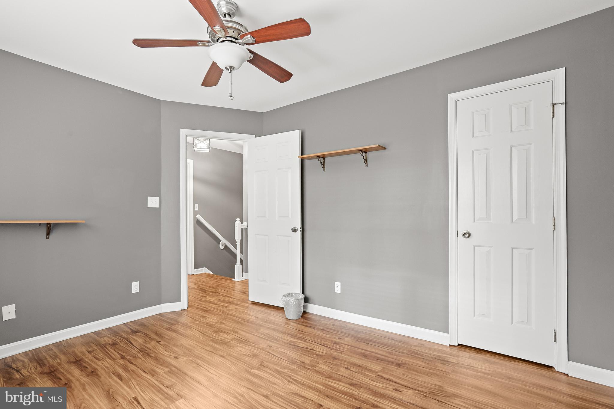 RIDGE POINTE - Residential