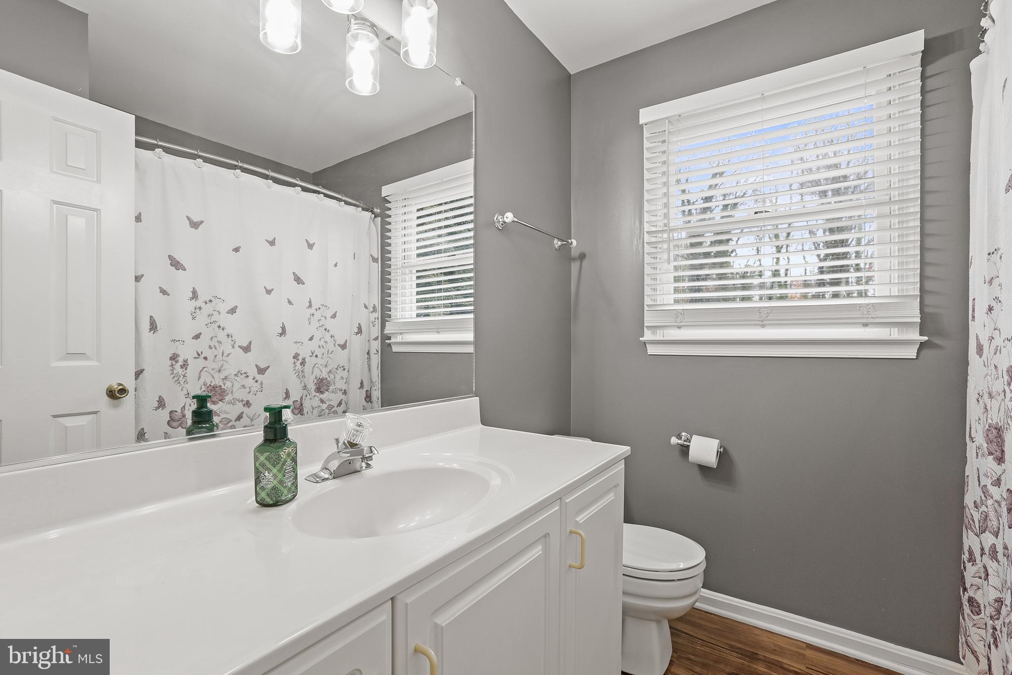 RIDGE POINTE - Residential