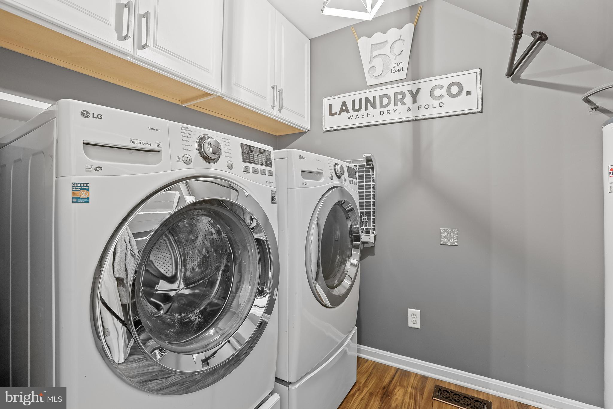 RIDGE POINTE - Residential