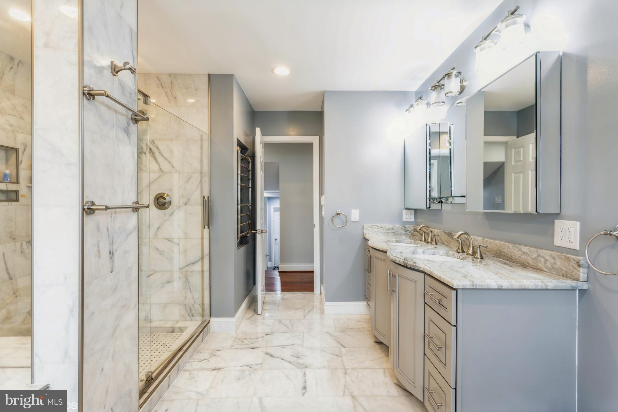 LONG MEADOW ESTATES - Residential