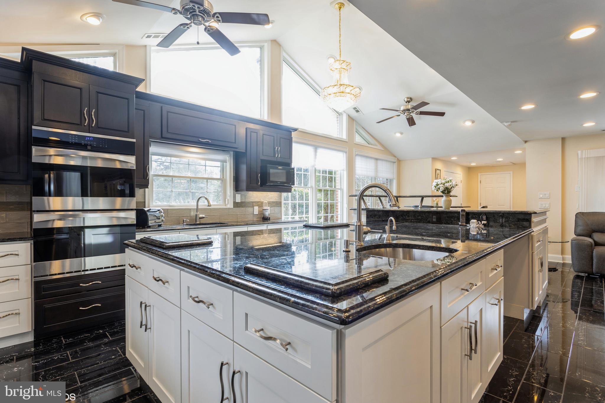 LONG MEADOW ESTATES - Residential