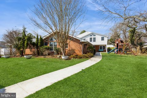 7908 IVY LANE BALTIMORE MD 21208