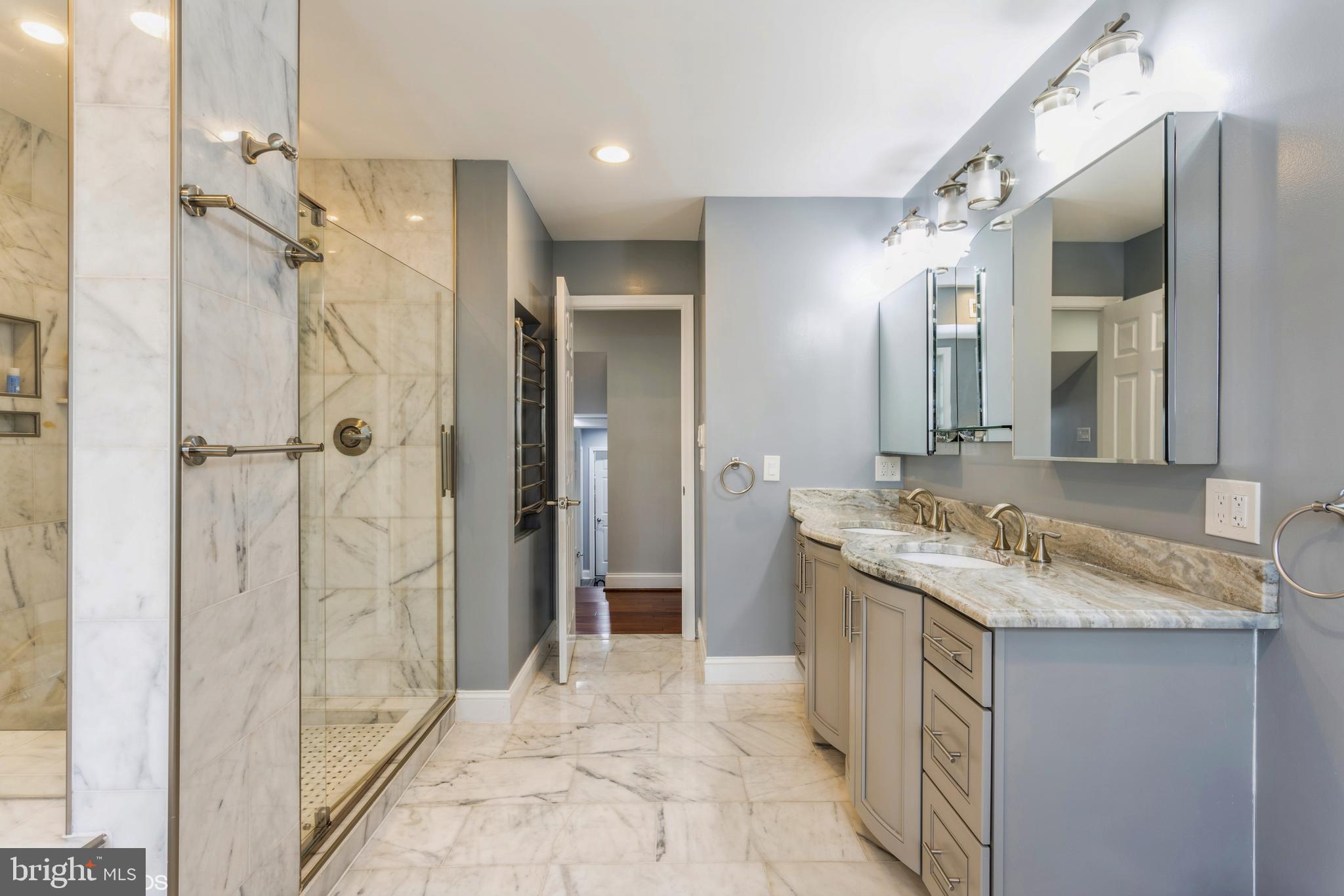 LONG MEADOW ESTATES - Residential