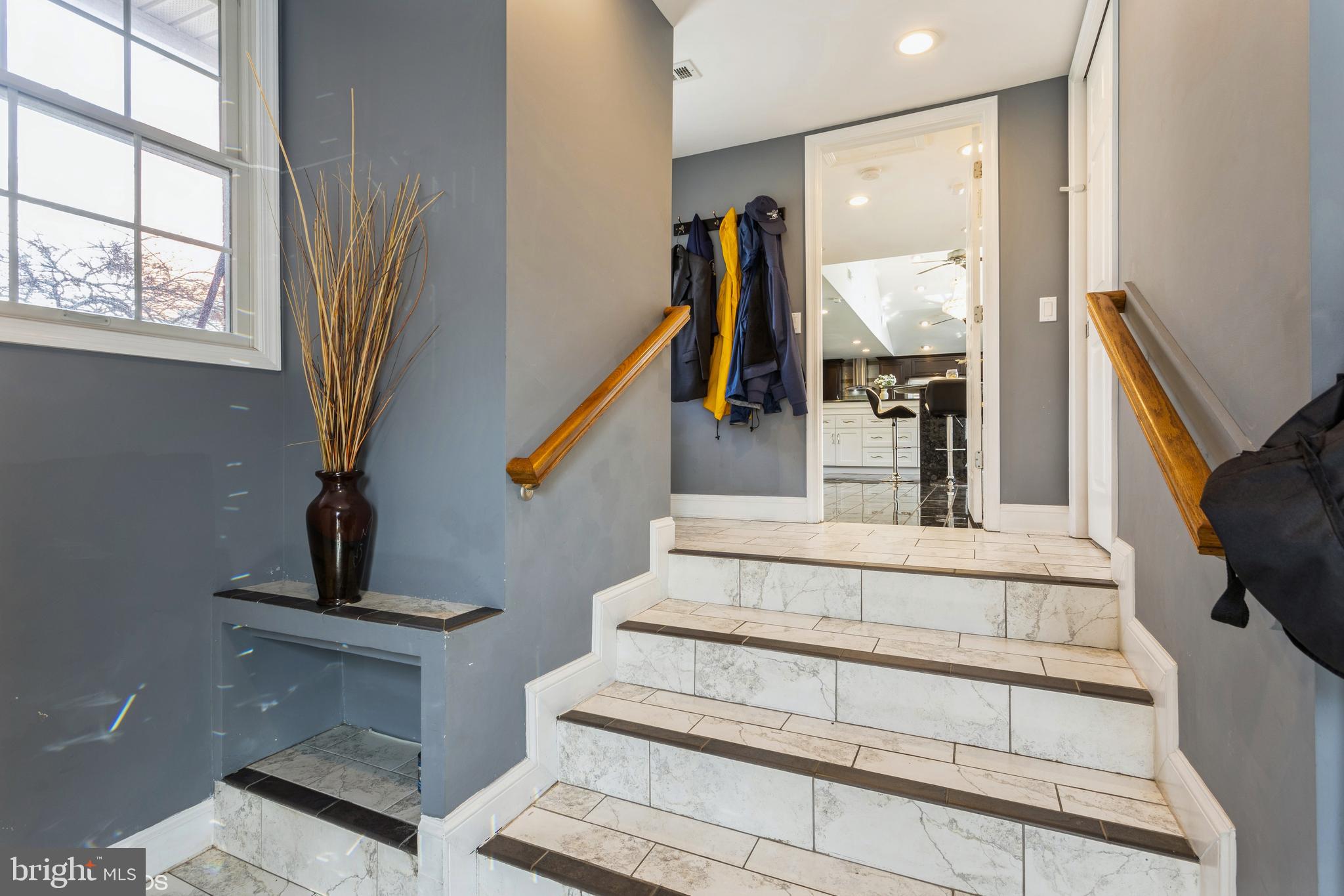 LONG MEADOW ESTATES - Residential