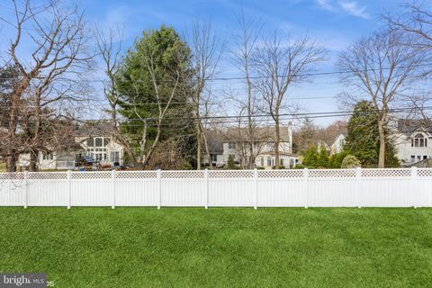 listing image 104