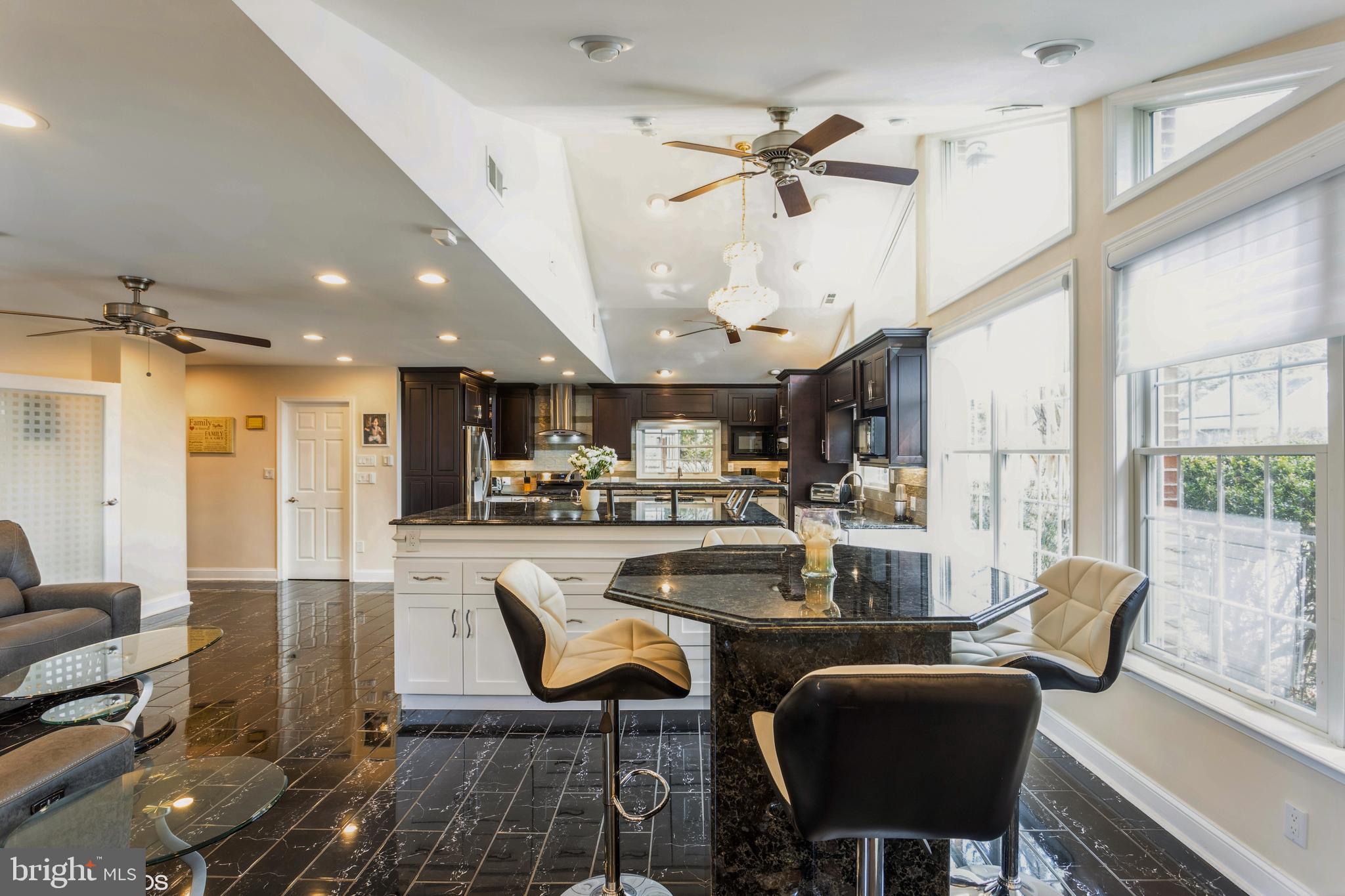 LONG MEADOW ESTATES - Residential