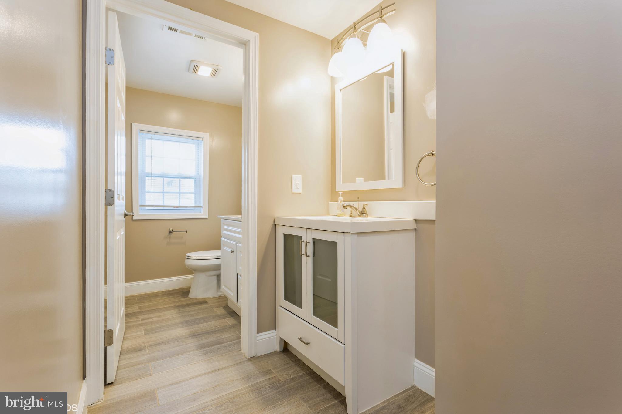 LONG MEADOW ESTATES - Residential