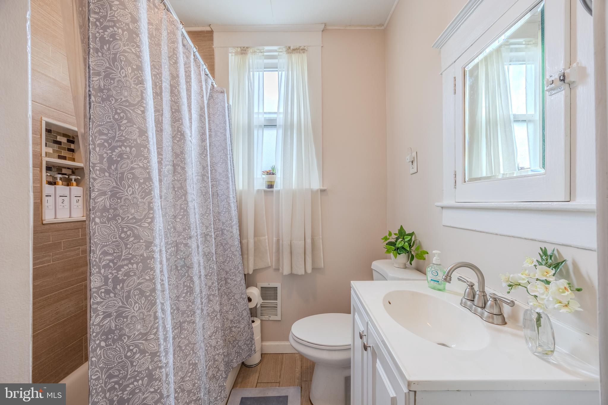 EDMONDSON RIDGE - Residential