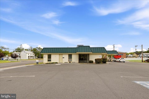 Photo of 508 N Commerce Avenue, FRONT ROYAL, VA 22630 (MLS # VAWR2015678)